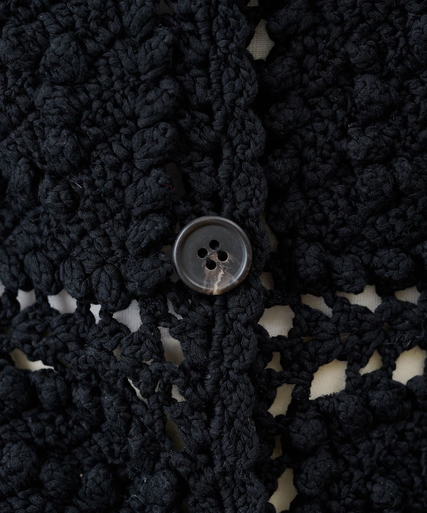 Whim Gazette(ウィム ガゼット) ハンドクロシェカーデ