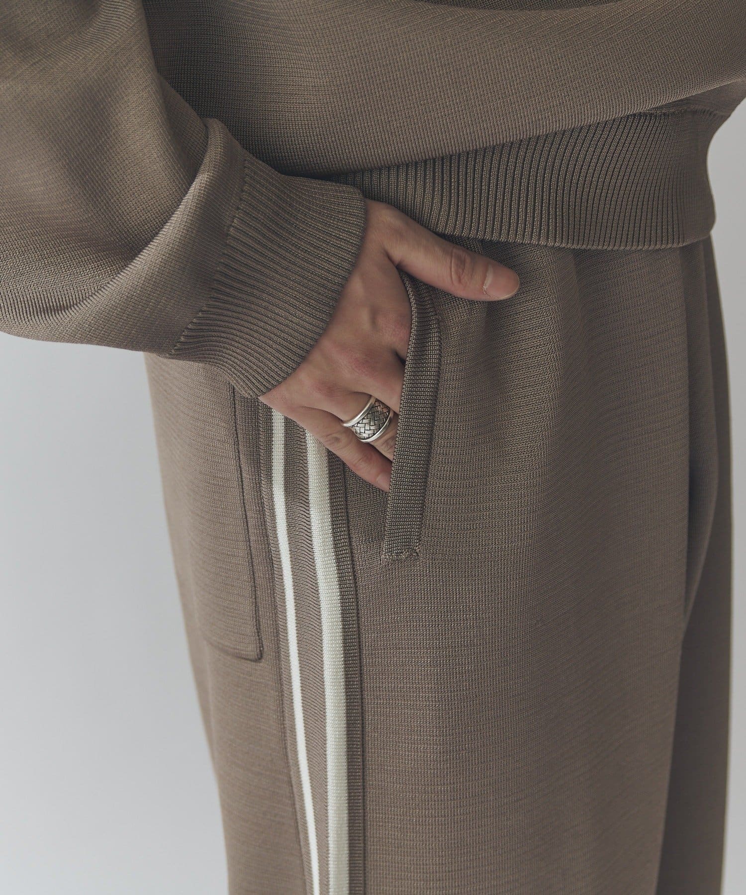 Lui's(ルイス) VISミラノリブ ワイドトラックパンツ