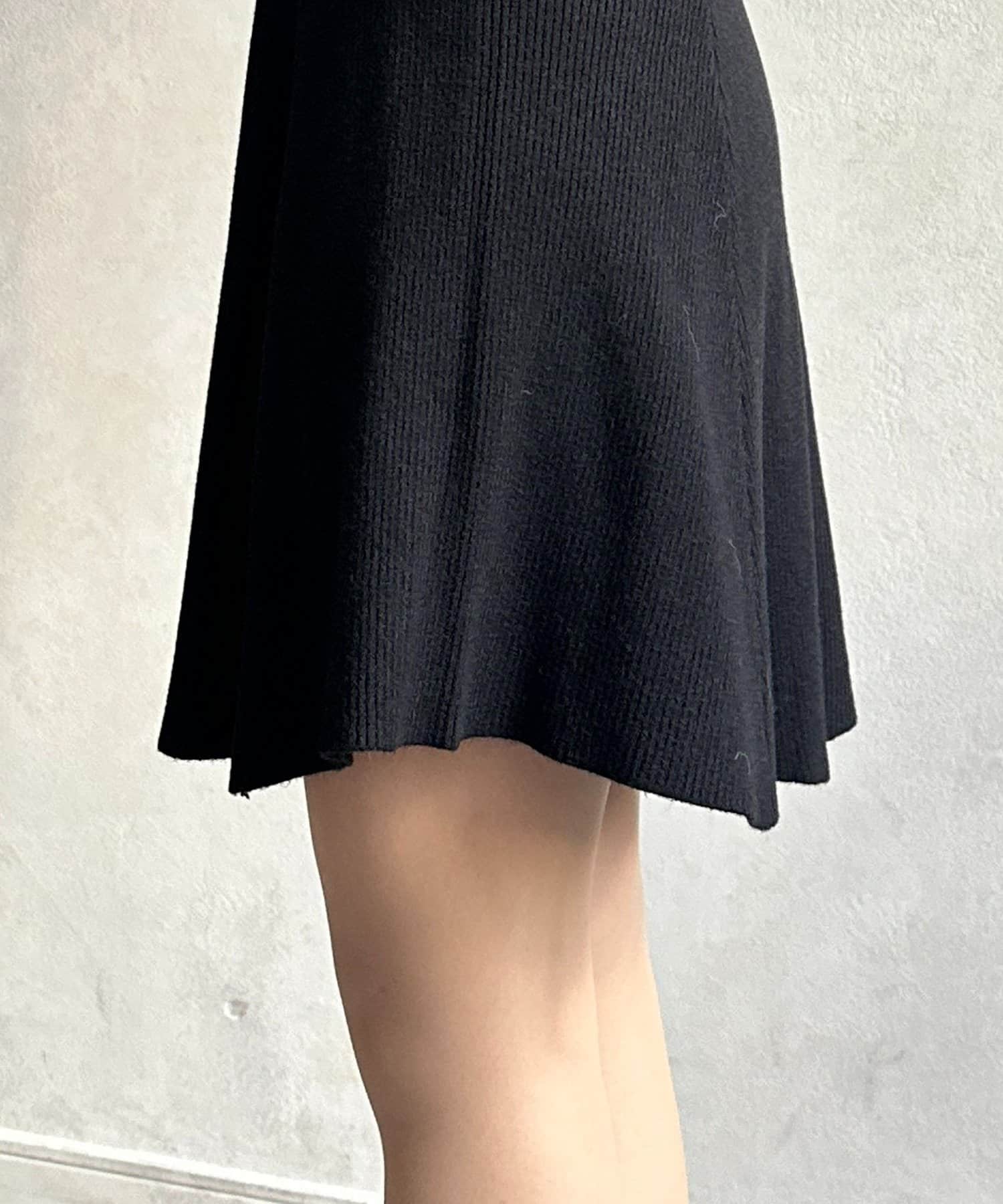 Thevon.(ゼヴォン) 袖フレアリブニットチュニックワンピース