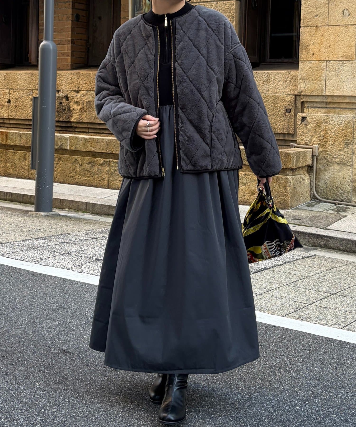 Chez toi(シェトワ) 異素材ドッキングハーフジップワンピース