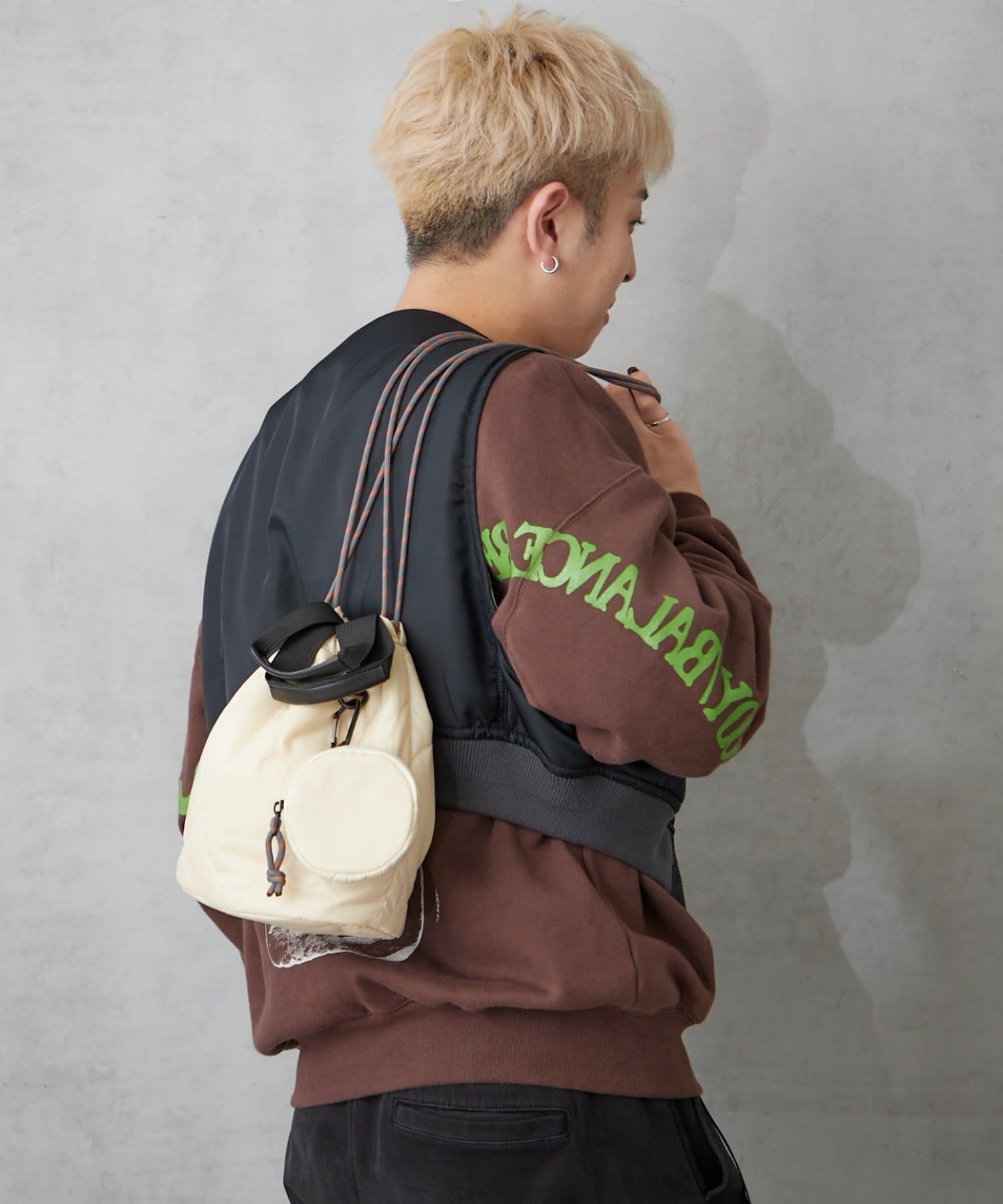 BIRTHDAY BAR(バースデイバー) ナイロンキルト2WAY巾着バッグ　ミニポーチ付き