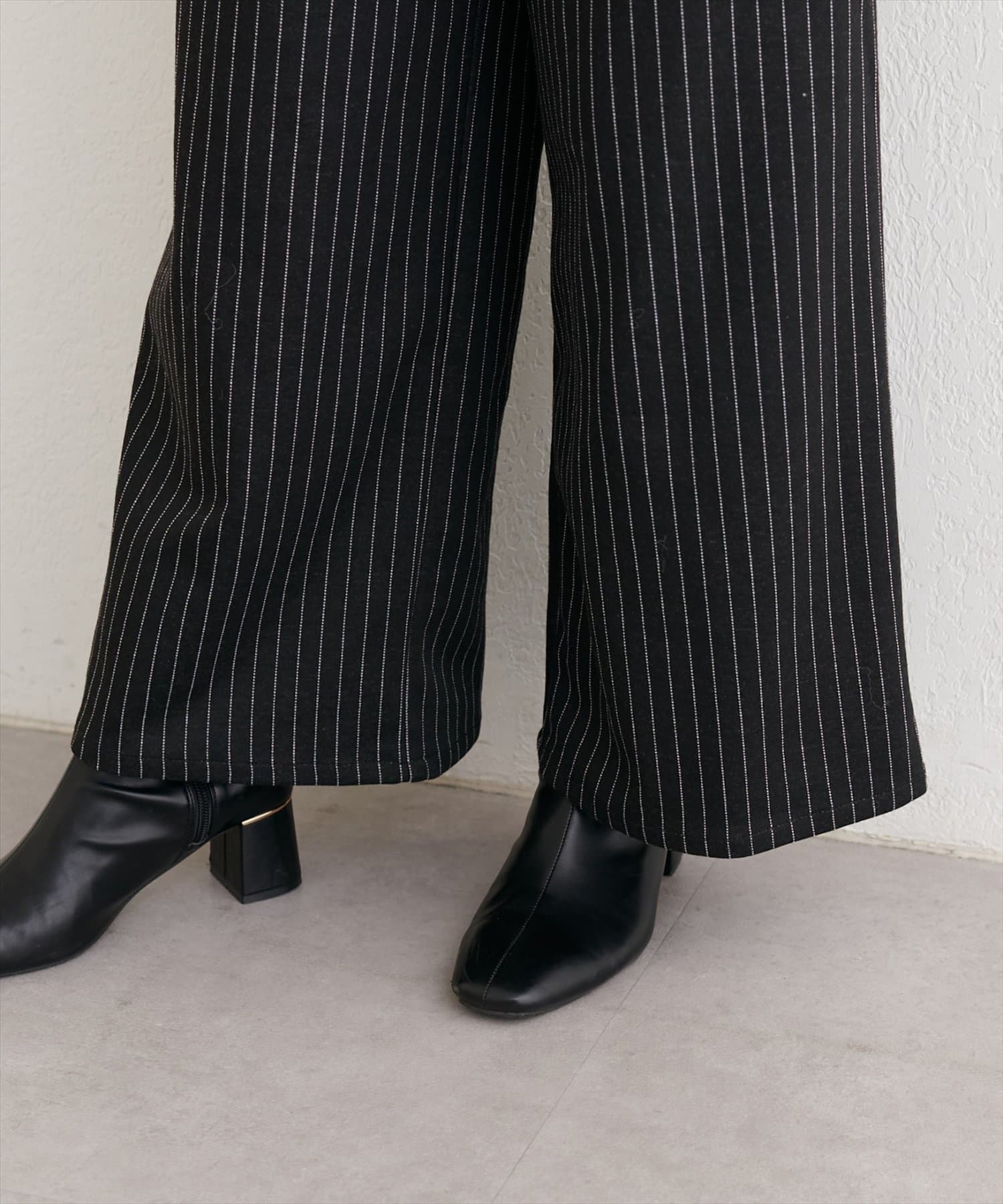 natural couture(ナチュラルクチュール) ベルト付きストレッチパンツ