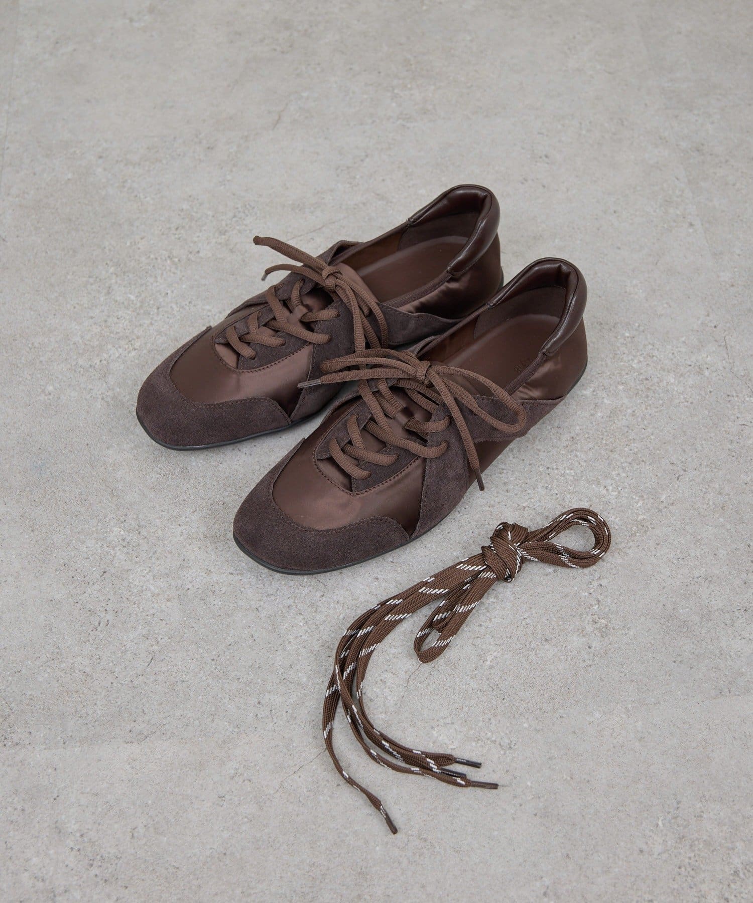 GALLARDAGALANTE(ガリャルダガランテ) 【2.718】サテンスニーカー