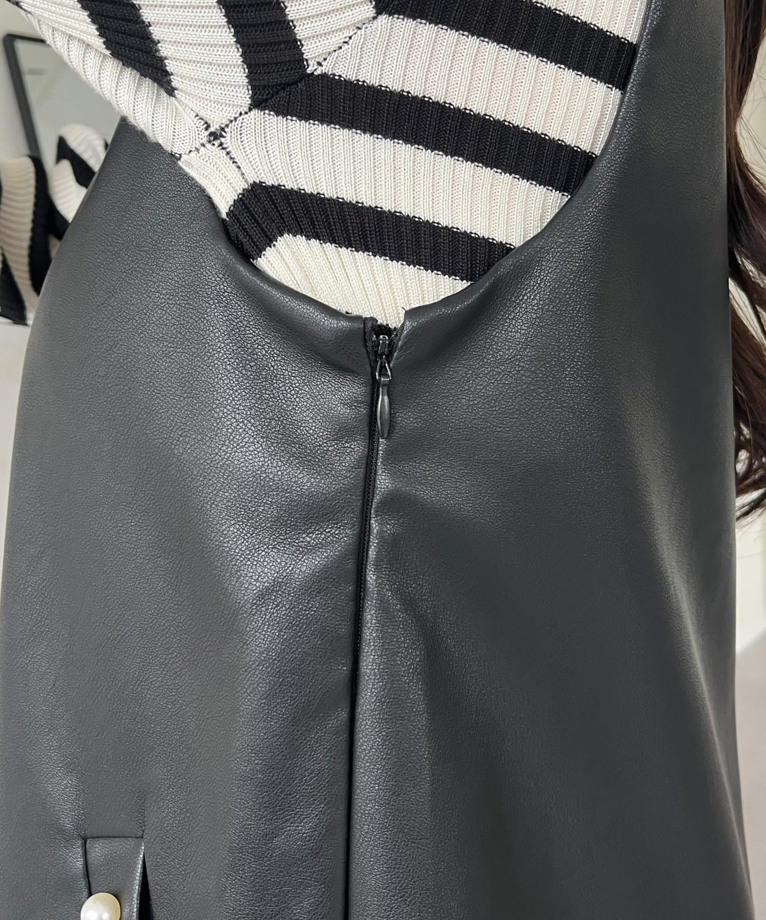 prose verse(プロズヴェール) ミドル丈フェイクレザーベスト