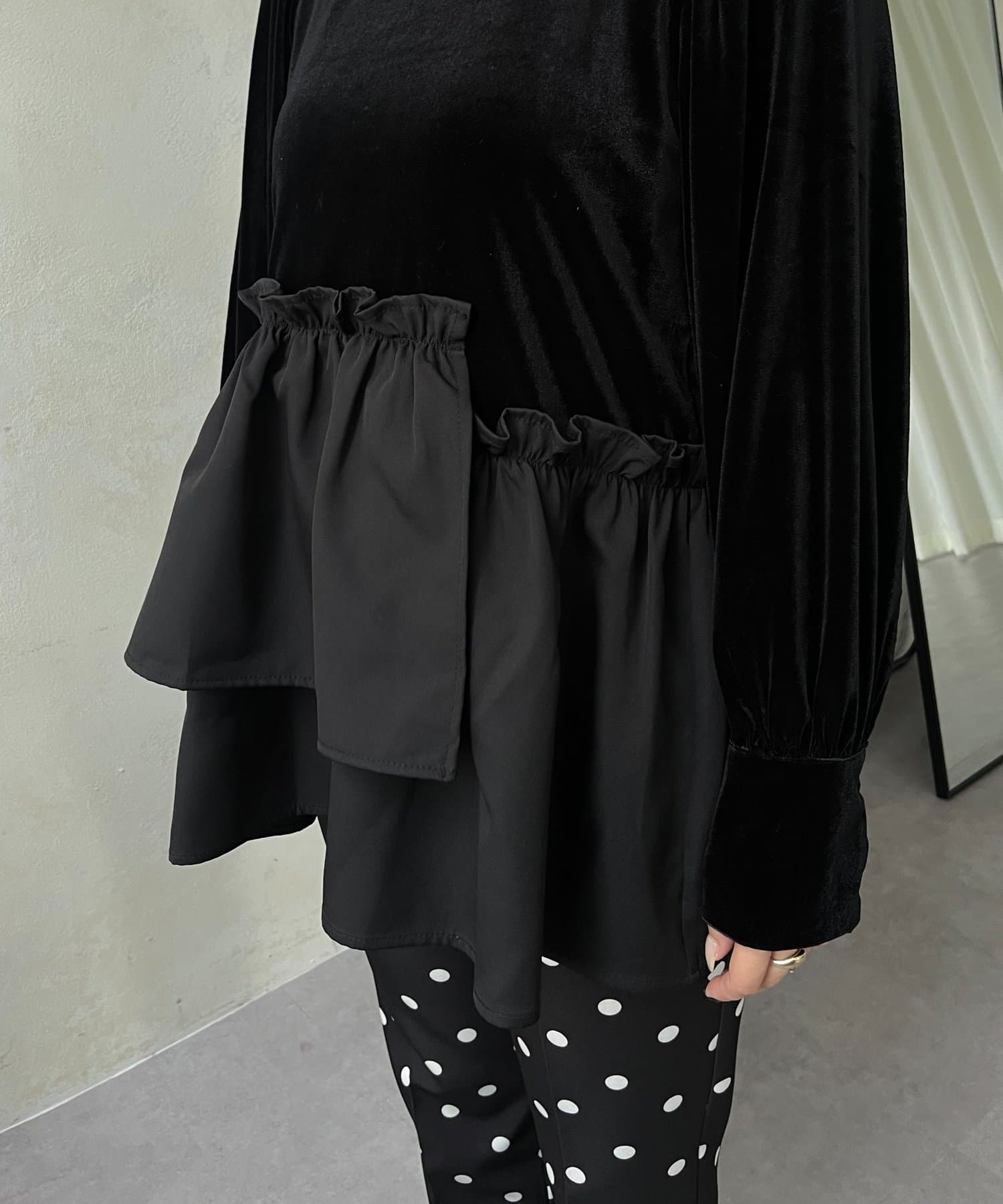 prose verse(プロズヴェール) 裾アシメフリルペプラムベロアトップス