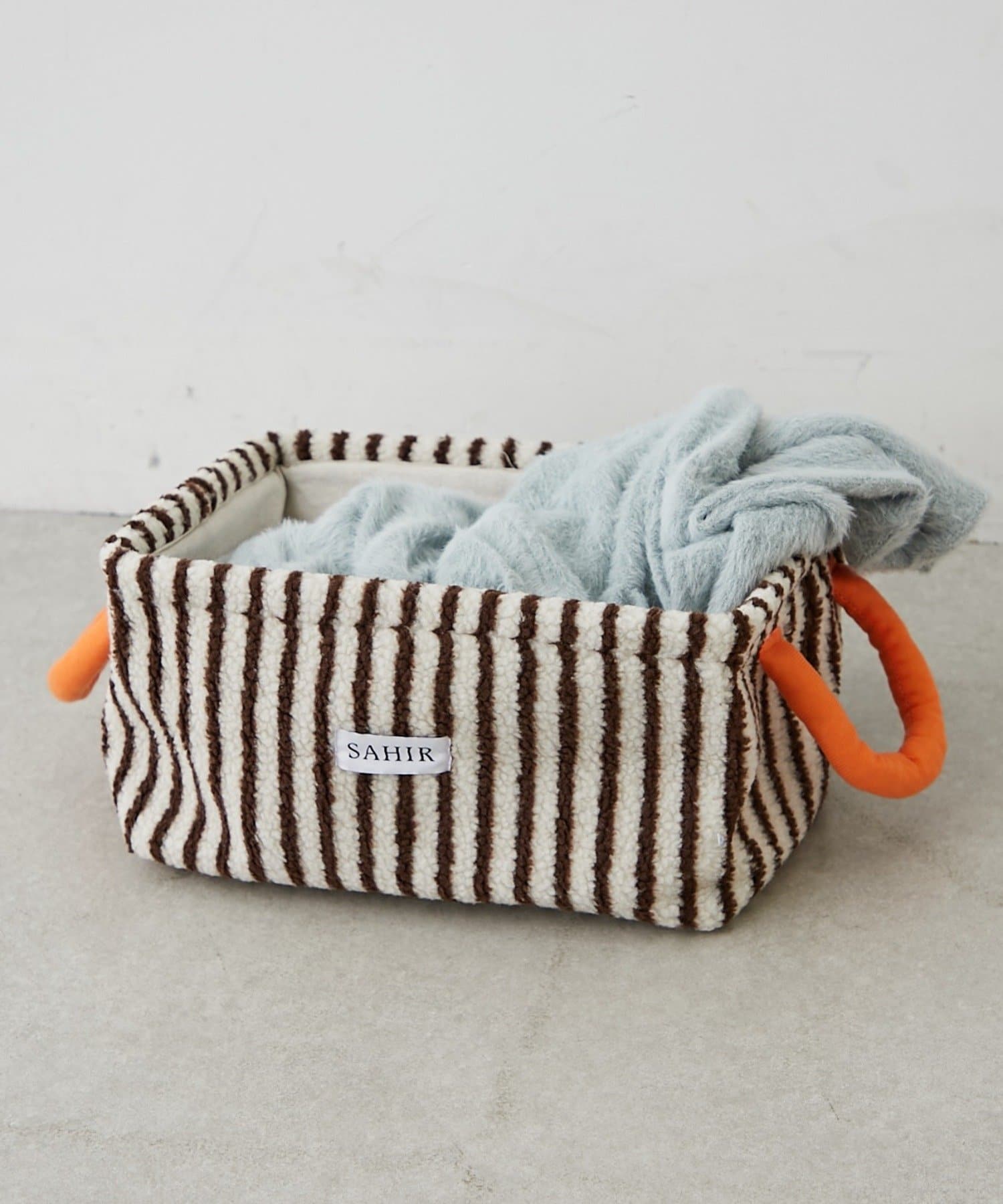 BIRTHDAY BAR(バースデイバー) 【SAHIR サヒール】Fabric basket　L