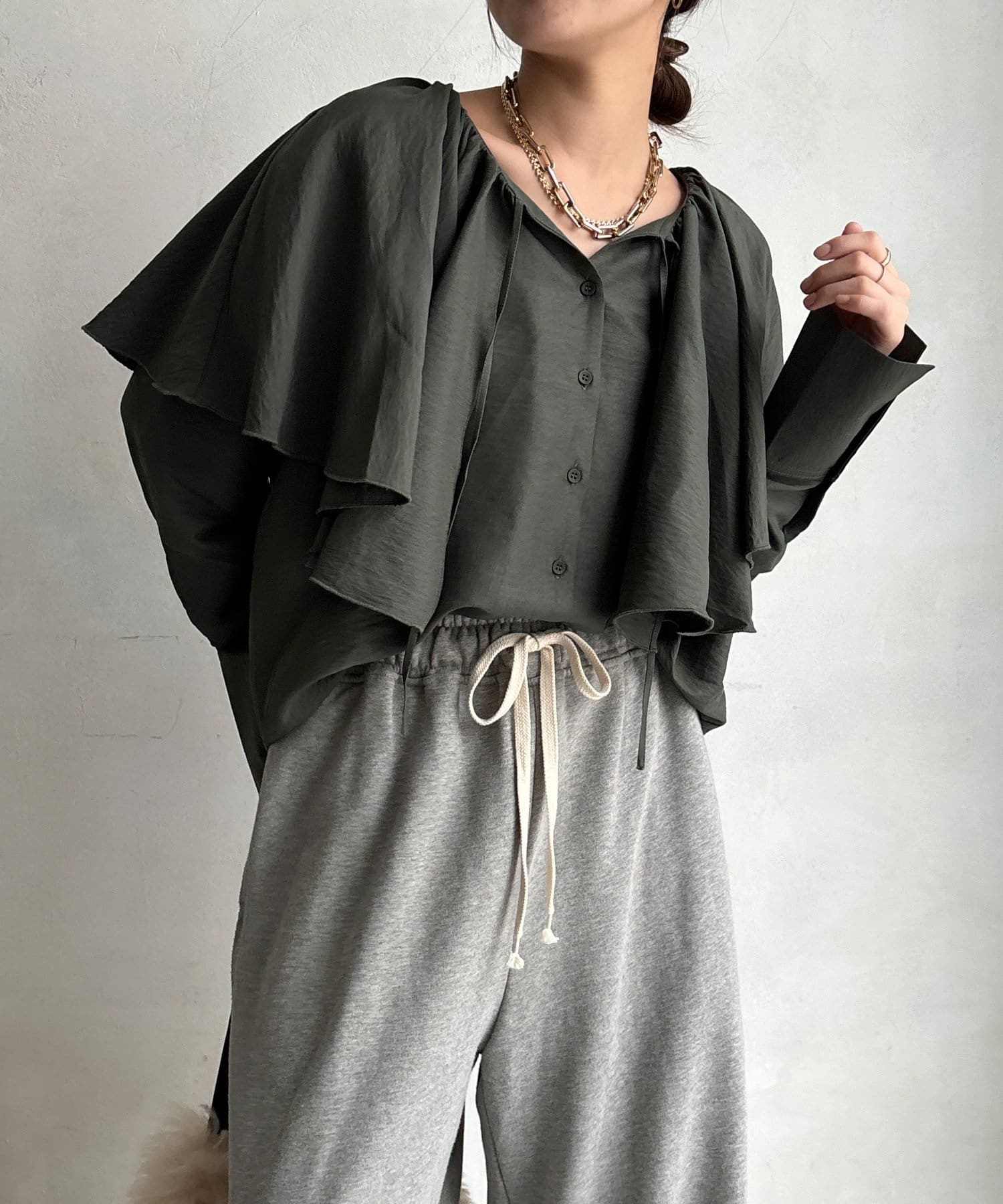 OUTLET(アウトレット) 【DouDou】フリルカラーシャツ