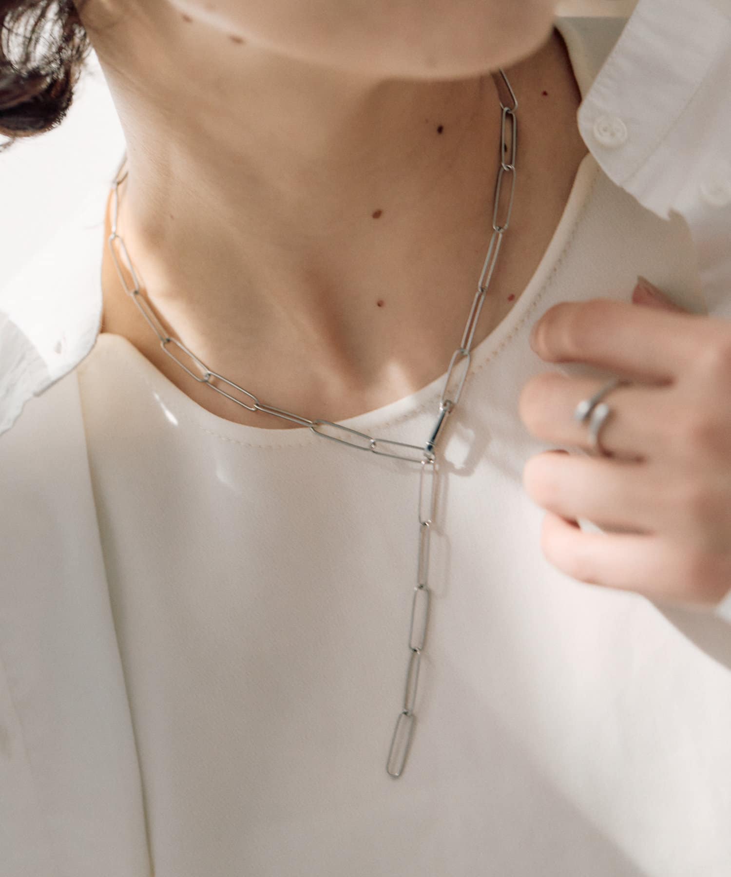 OUTLET(アウトレット) 【ear PAPILLONNER】細長チェーンネックレス