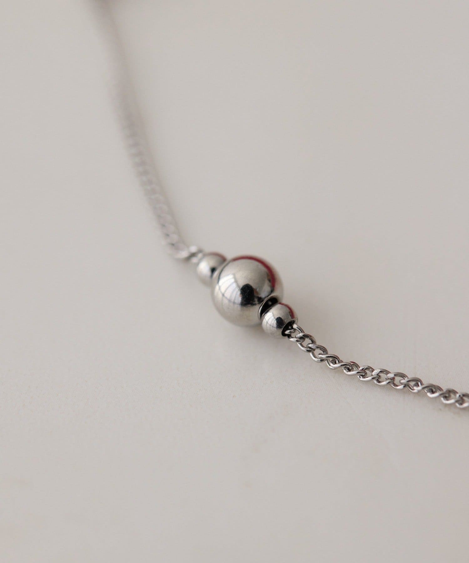 OUTLET(アウトレット) 【ear PAPILLONNER】ボールスペースロングネックレス