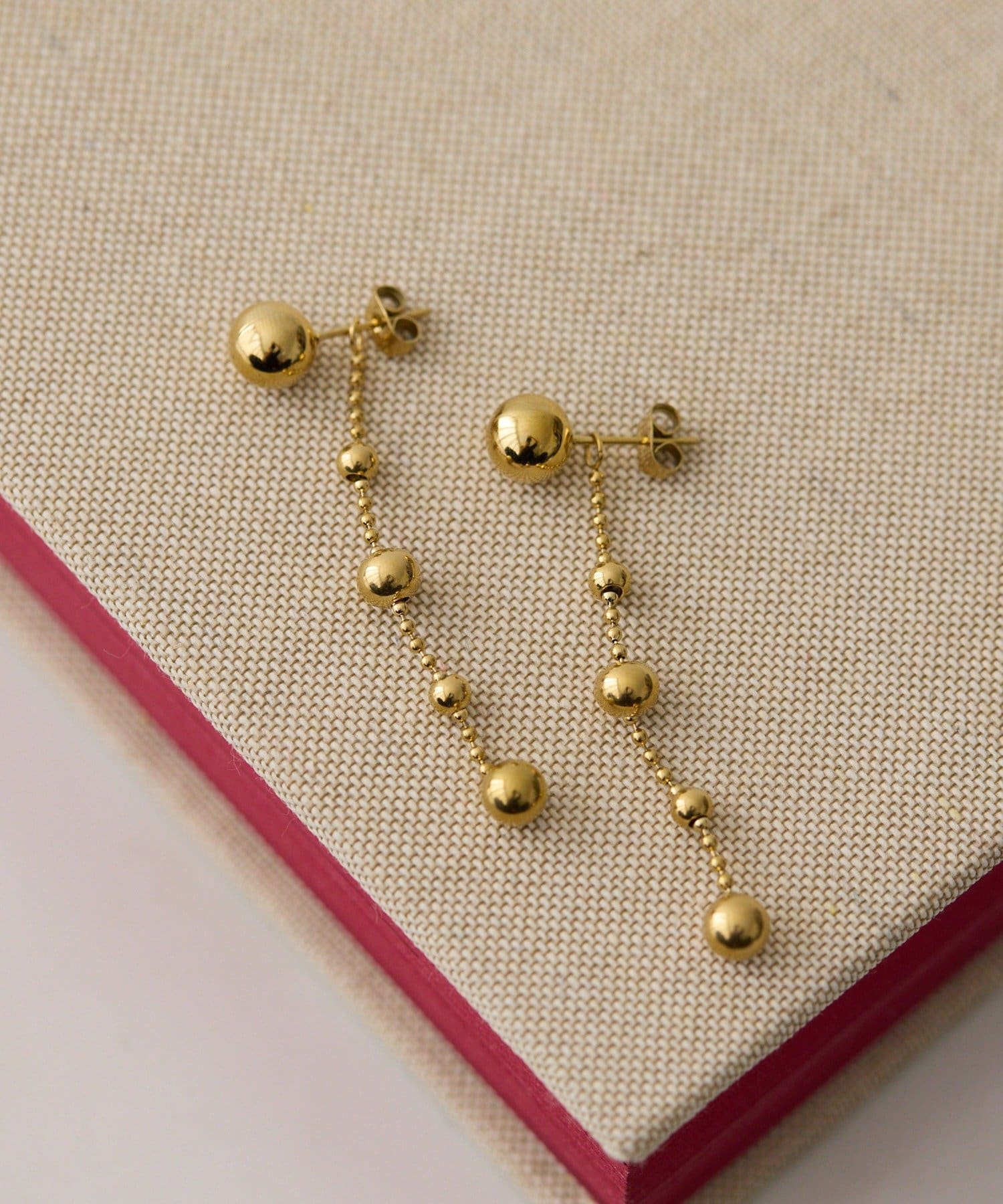 OUTLET(アウトレット) 【ear PAPILLONNER】ロングボールチェーンピアス