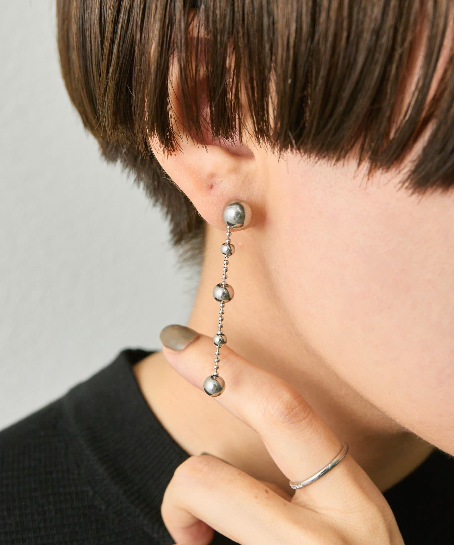 OUTLET(アウトレット) 【ear PAPILLONNER】ロングボールチェーンピアス