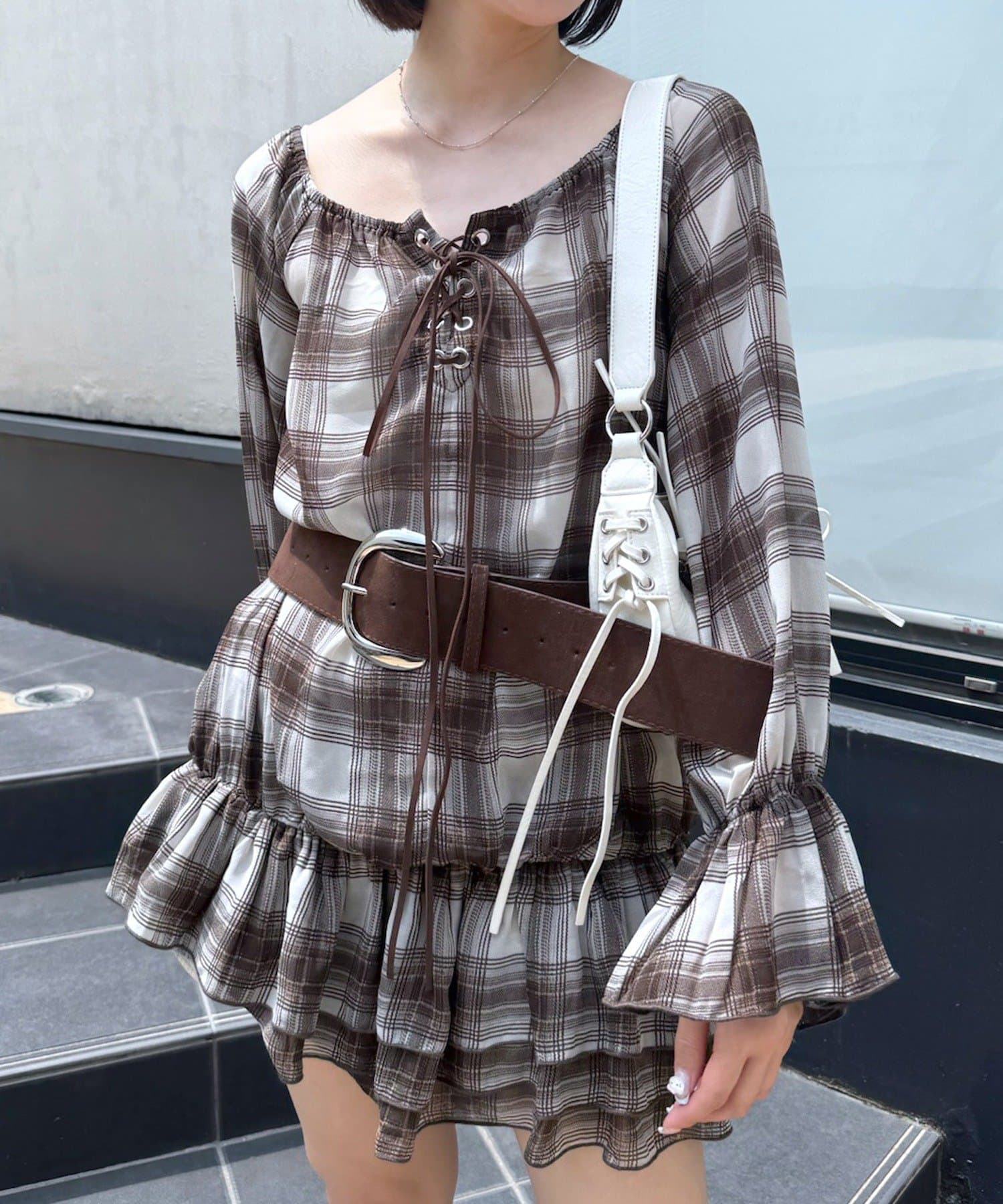 OUTLET(アウトレット) 【mystic】[mline]レースアップ フリルミニワンピ