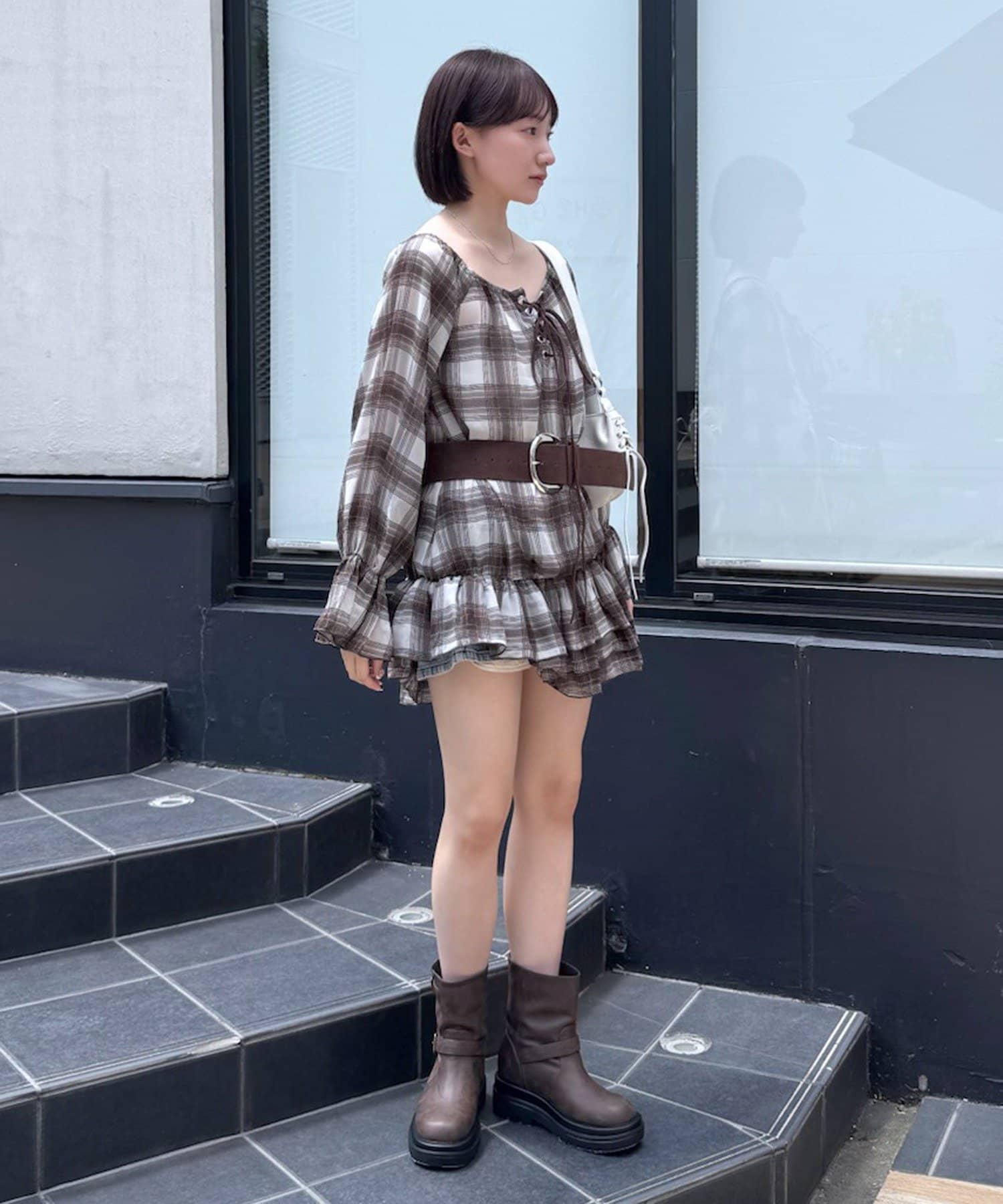 OUTLET(アウトレット) 【mystic】[mline]レースアップ フリルミニワンピ