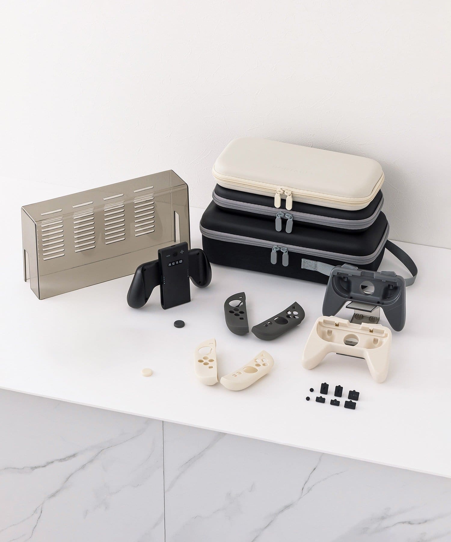 3COINS(スリーコインズ) 大容量ハードキャリングケース