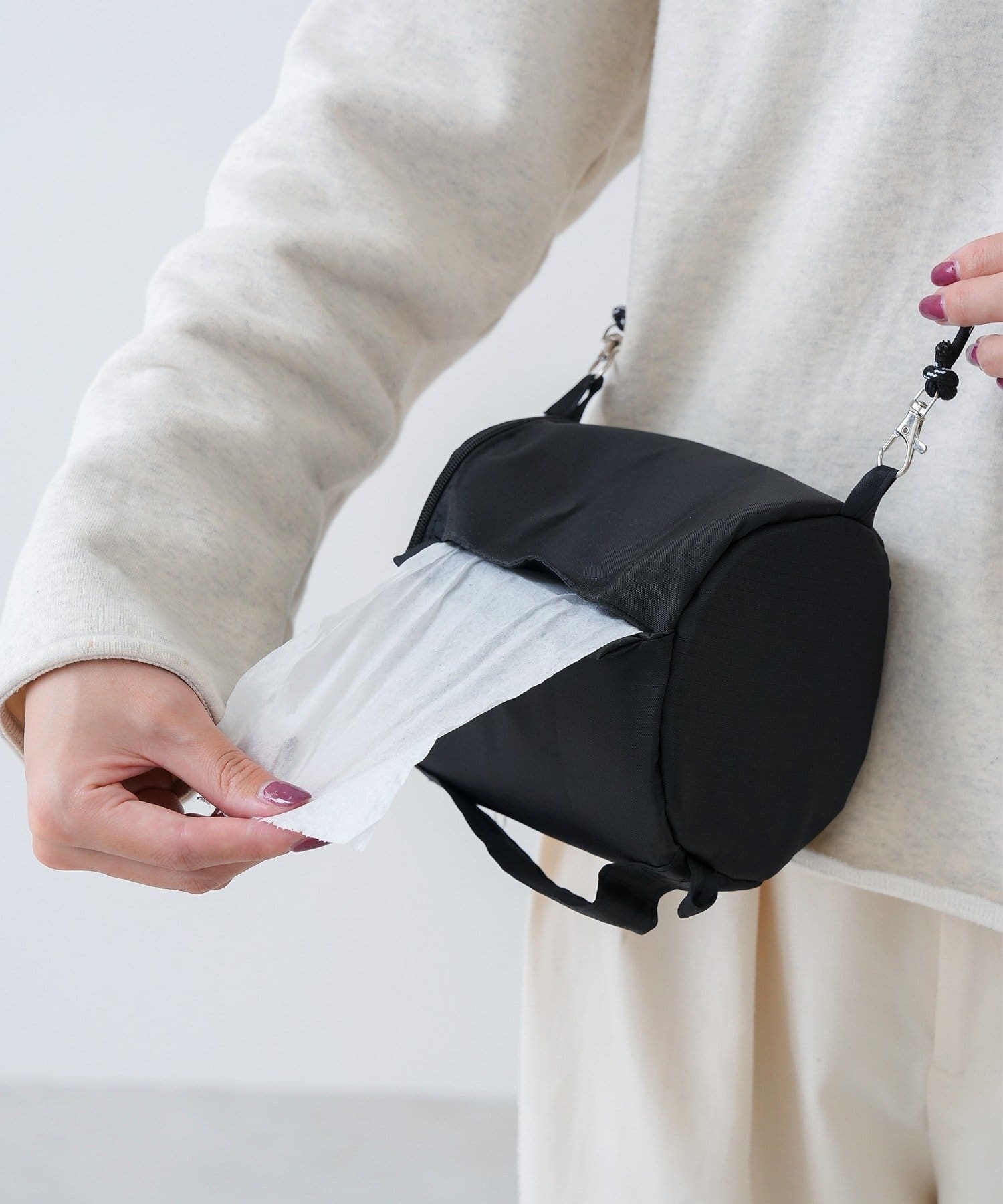 3COINS(スリーコインズ) トラベルトイレットペーパーケース