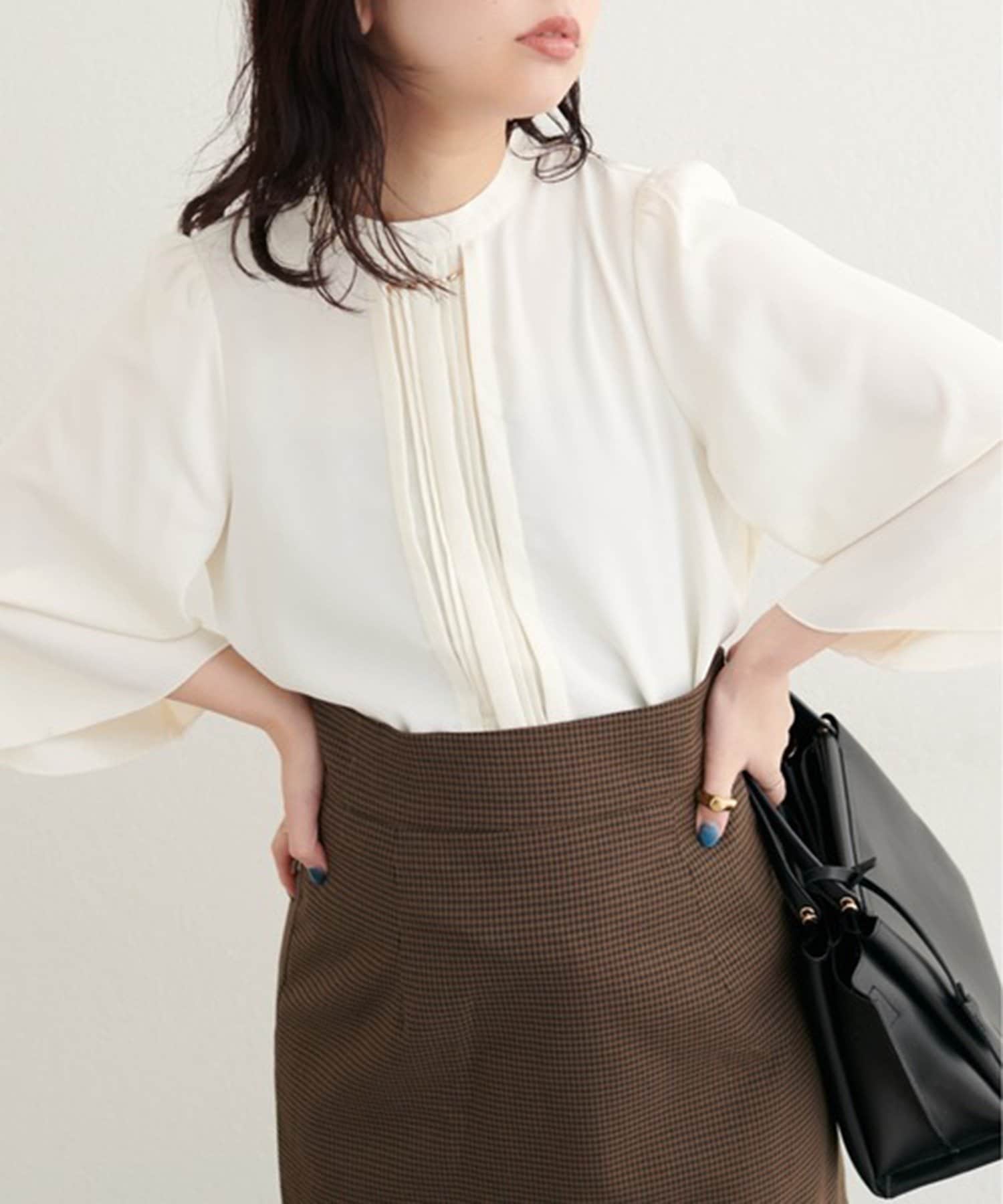 NICE CLAUP / OLIVE des OLIVE OUTLET(ナイスクラップ  / オリーブ デ オリーブ アウトレット) 【natural couture】メタルチャーム付き7分袖フレア袖ブラウス