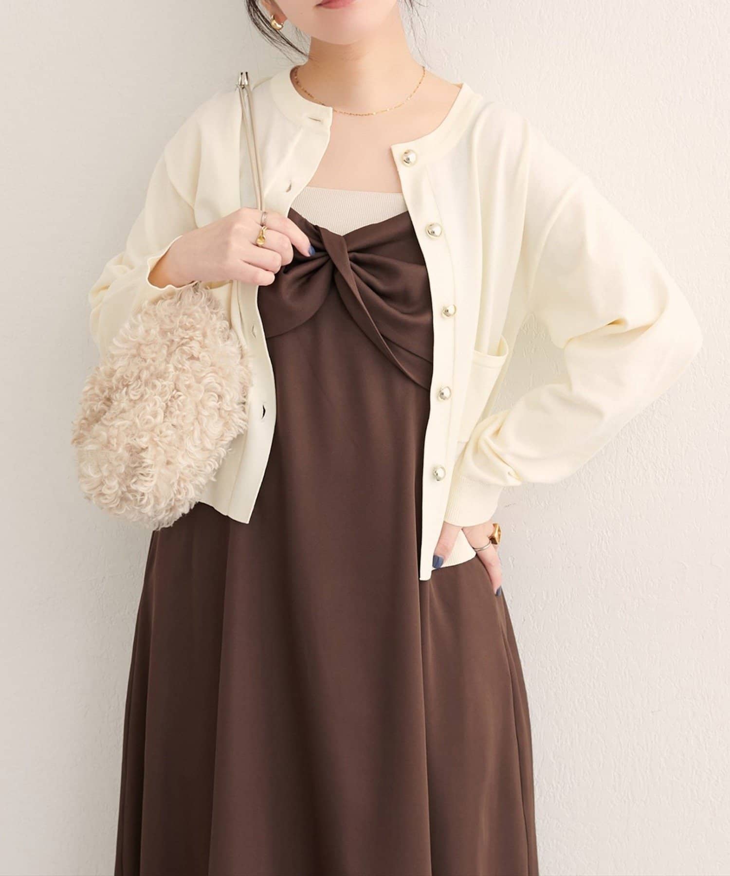 NICE CLAUP / OLIVE des OLIVE OUTLET(ナイスクラップ  / オリーブ デ オリーブ アウトレット) 【natural couture】ぷっくり金釦ポケ付きカーデ