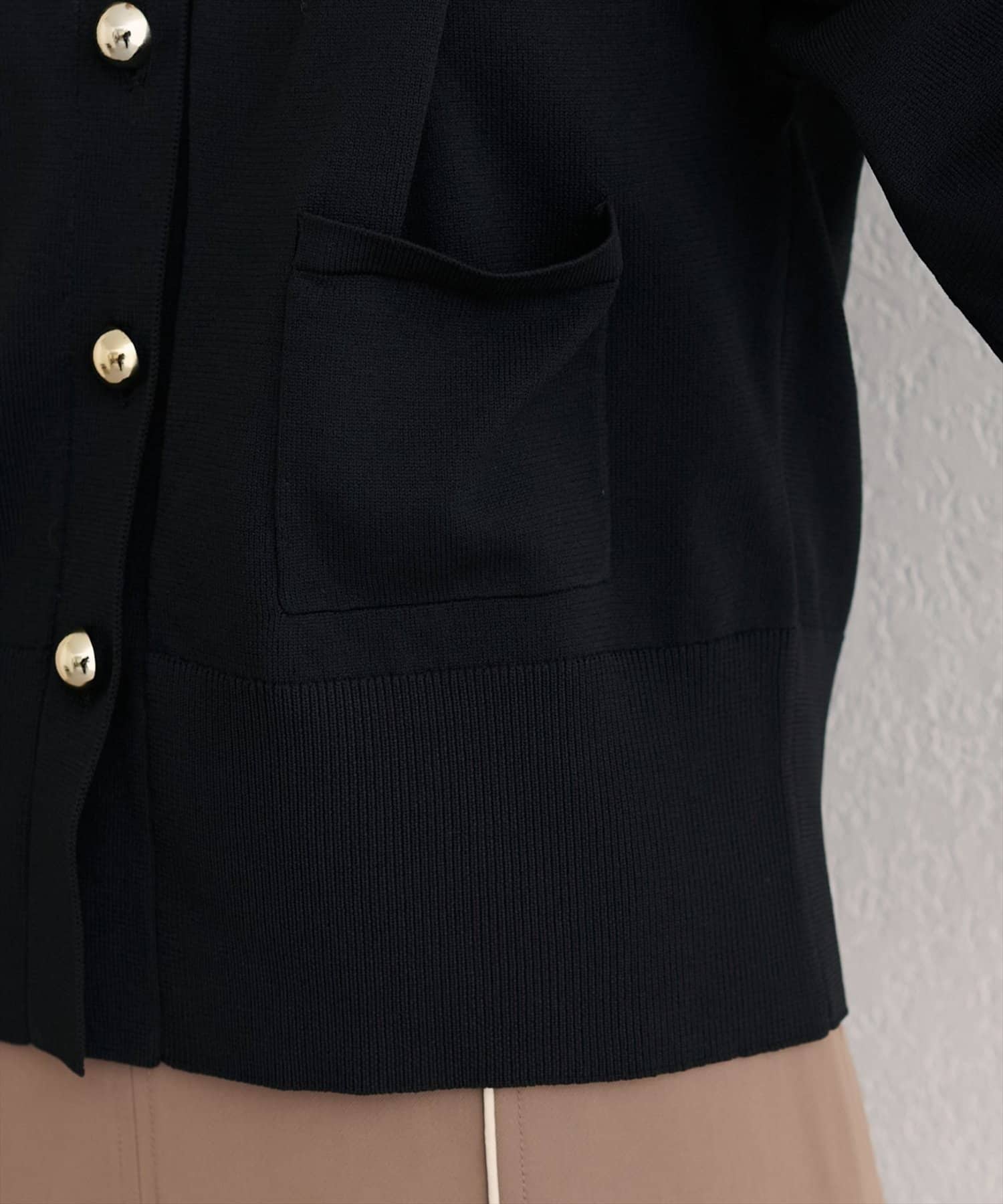 NICE CLAUP / OLIVE des OLIVE OUTLET(ナイスクラップ  / オリーブ デ オリーブ アウトレット) 【natural couture】ぷっくり金釦ポケ付きカーデ