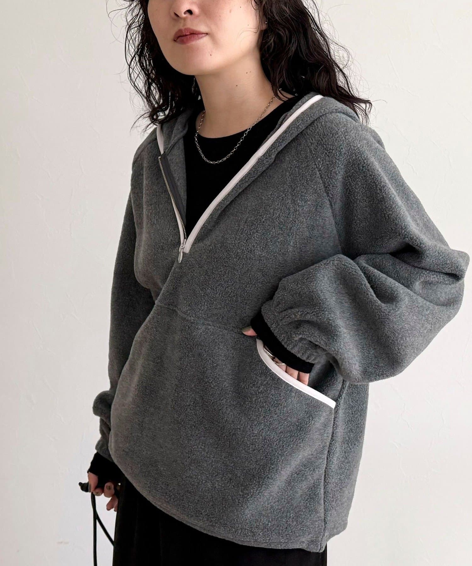 FREDY & GLOSTER(フレディ アンド グロスター) フード付きフリースアノラック