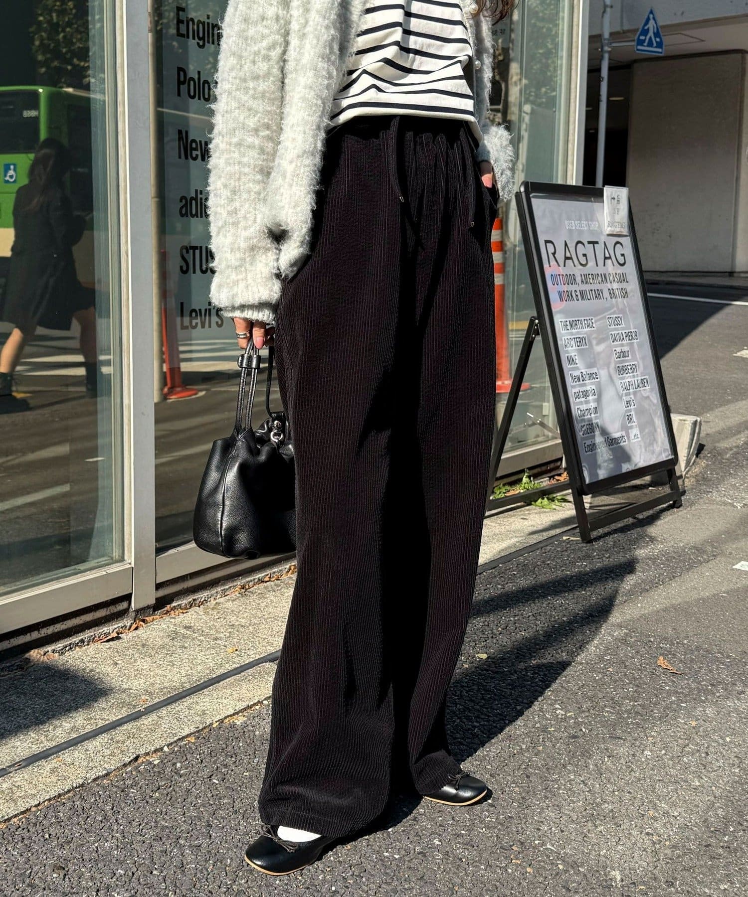 FREDY & GLOSTER(フレディ アンド グロスター) コーデュロイドロストイージーパンツ