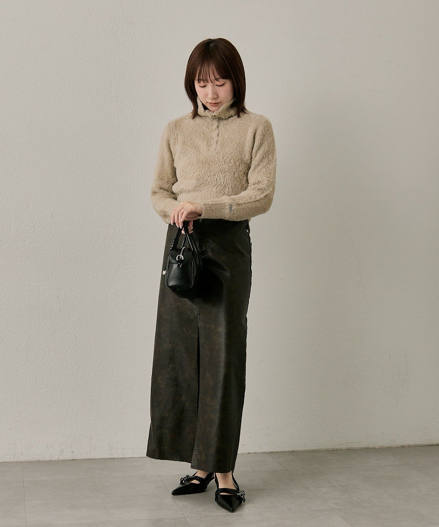 mline(エムライン) [mline]シャギーハイネックニット