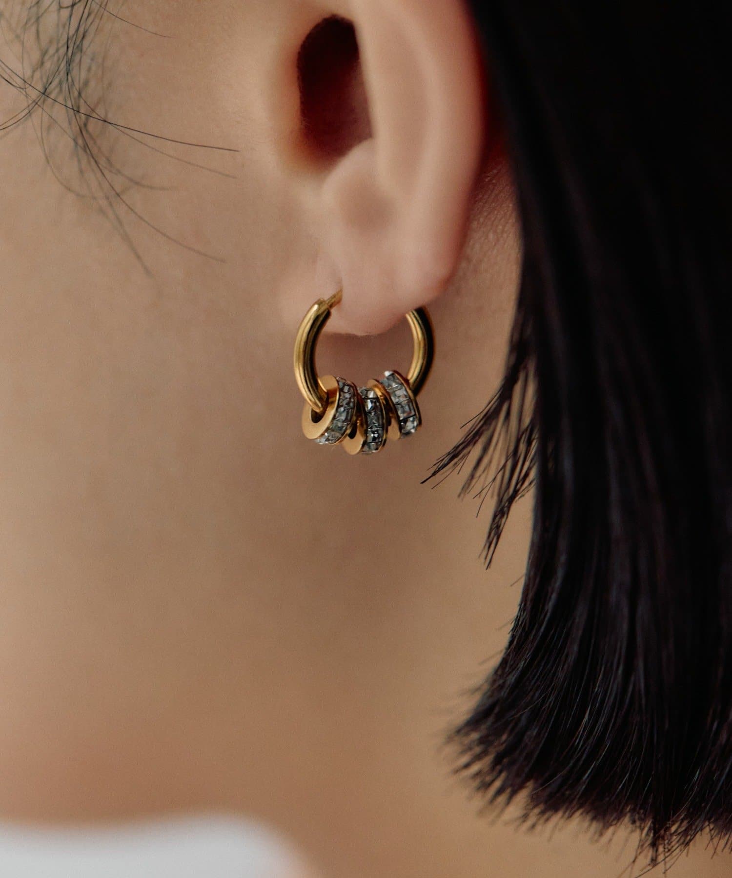 ear PAPILLONNER(イア パピヨネ) 《金属アレルギー対応/ステンレス》クリスタルロンデルピアス