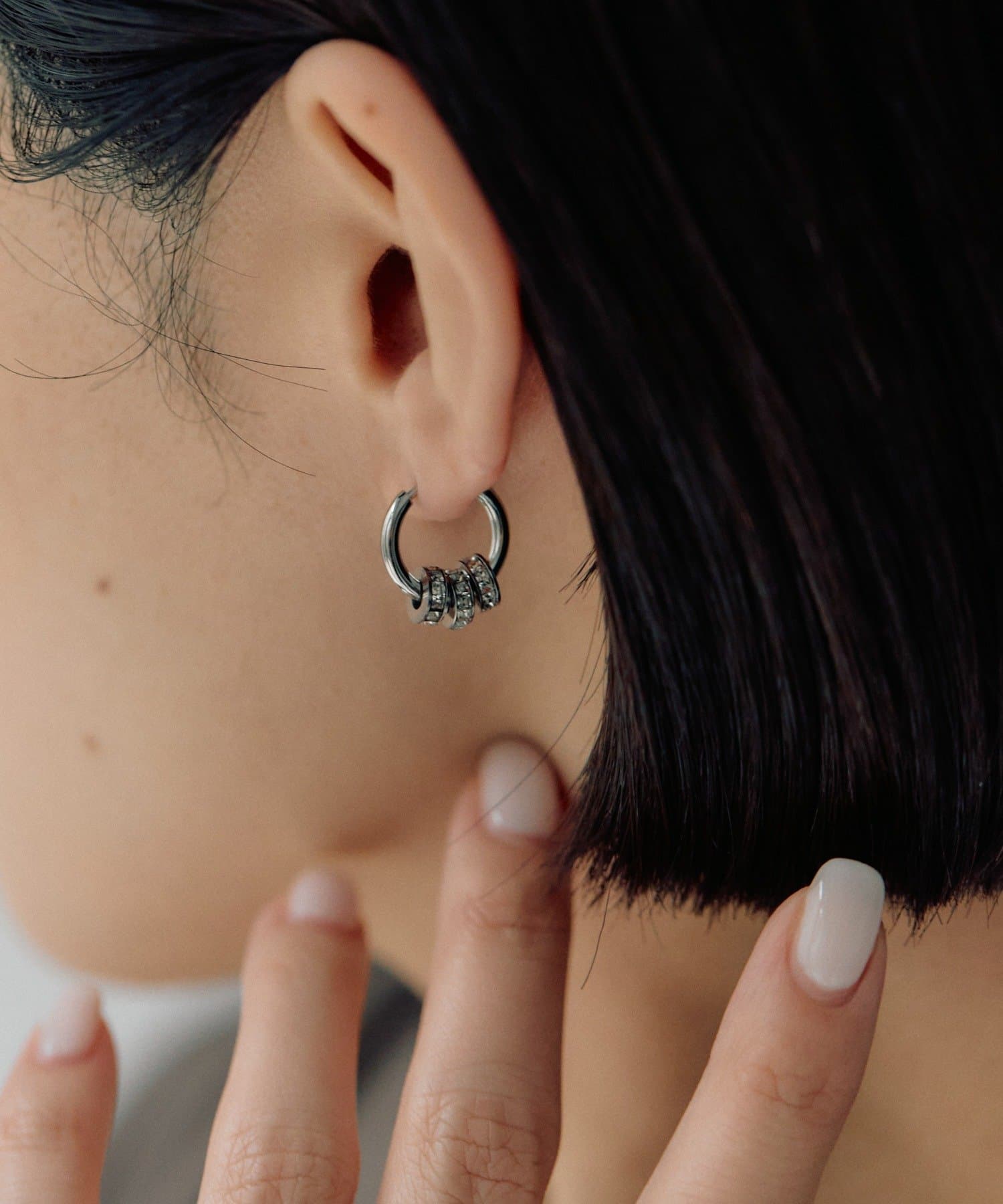 ear PAPILLONNER(イア パピヨネ) 《金属アレルギー対応/ステンレス》クリスタルロンデルピアス