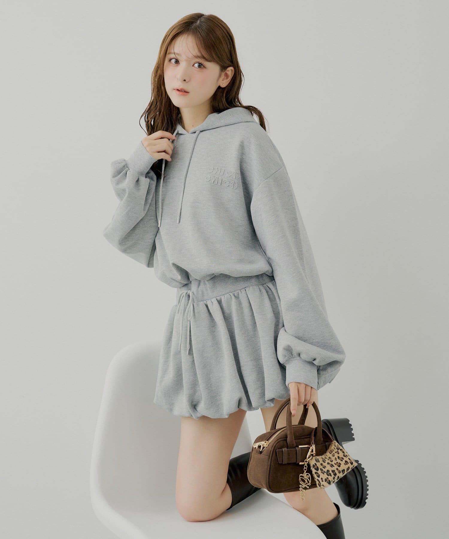 Chico(チコ) 【11/13(木)0:00販売開始】スウェットバルーンミニワンピース