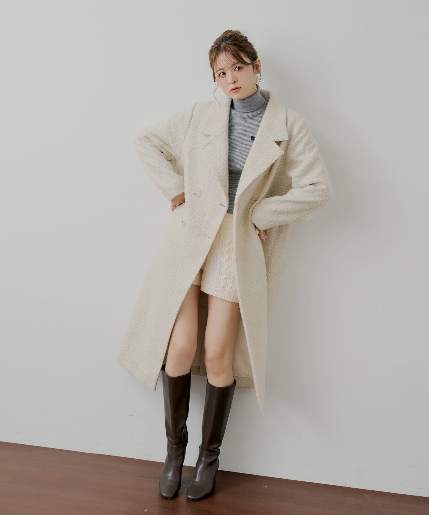 Chico(チコ) 胸ロゴラメタートルニット