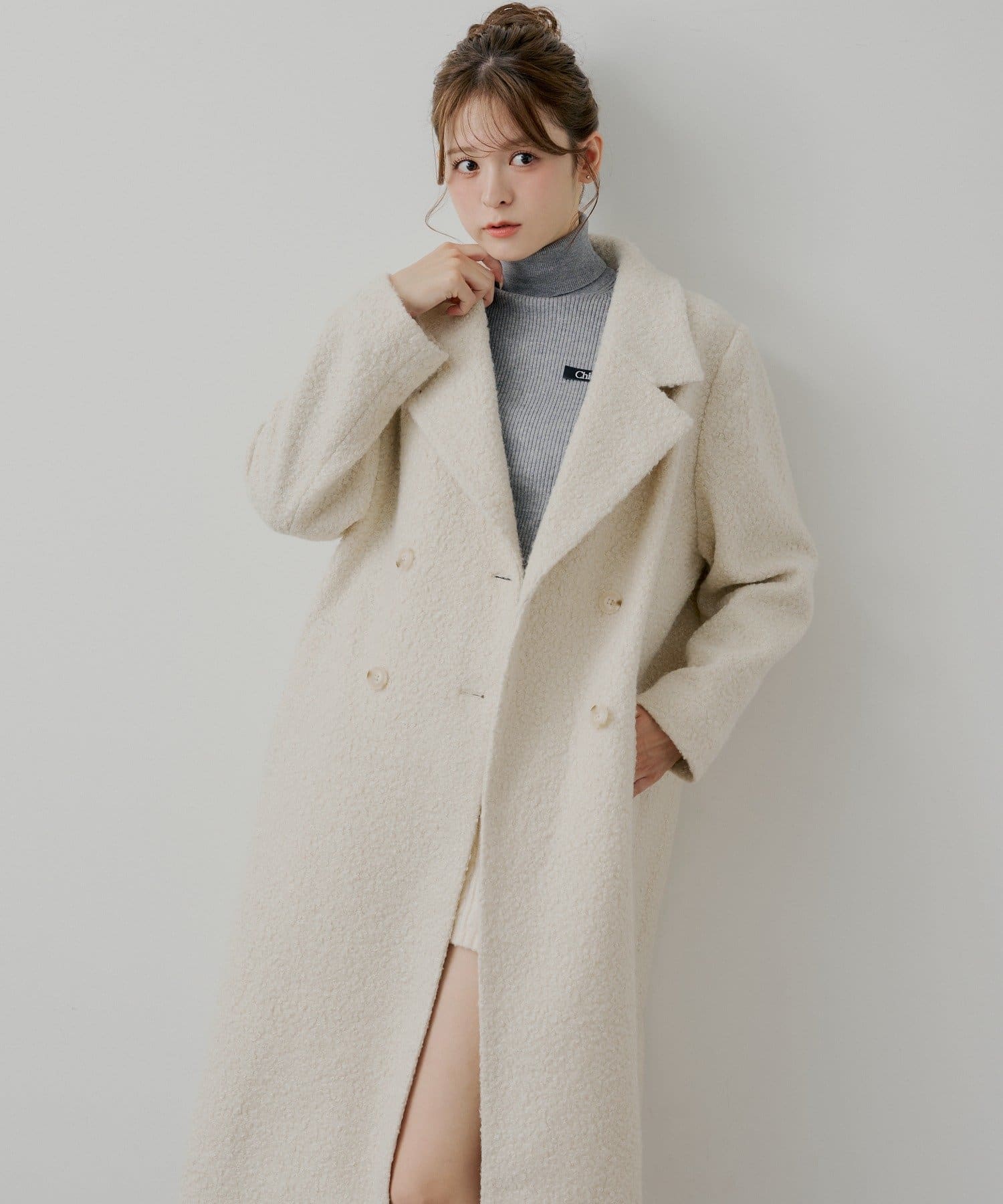 Chico(チコ) 胸ロゴラメタートルニット