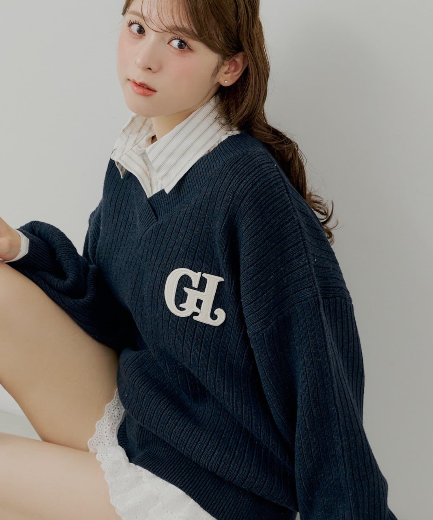 Chico(チコ) 【11/13(木)0:00販売開始】Vネックルーズニット