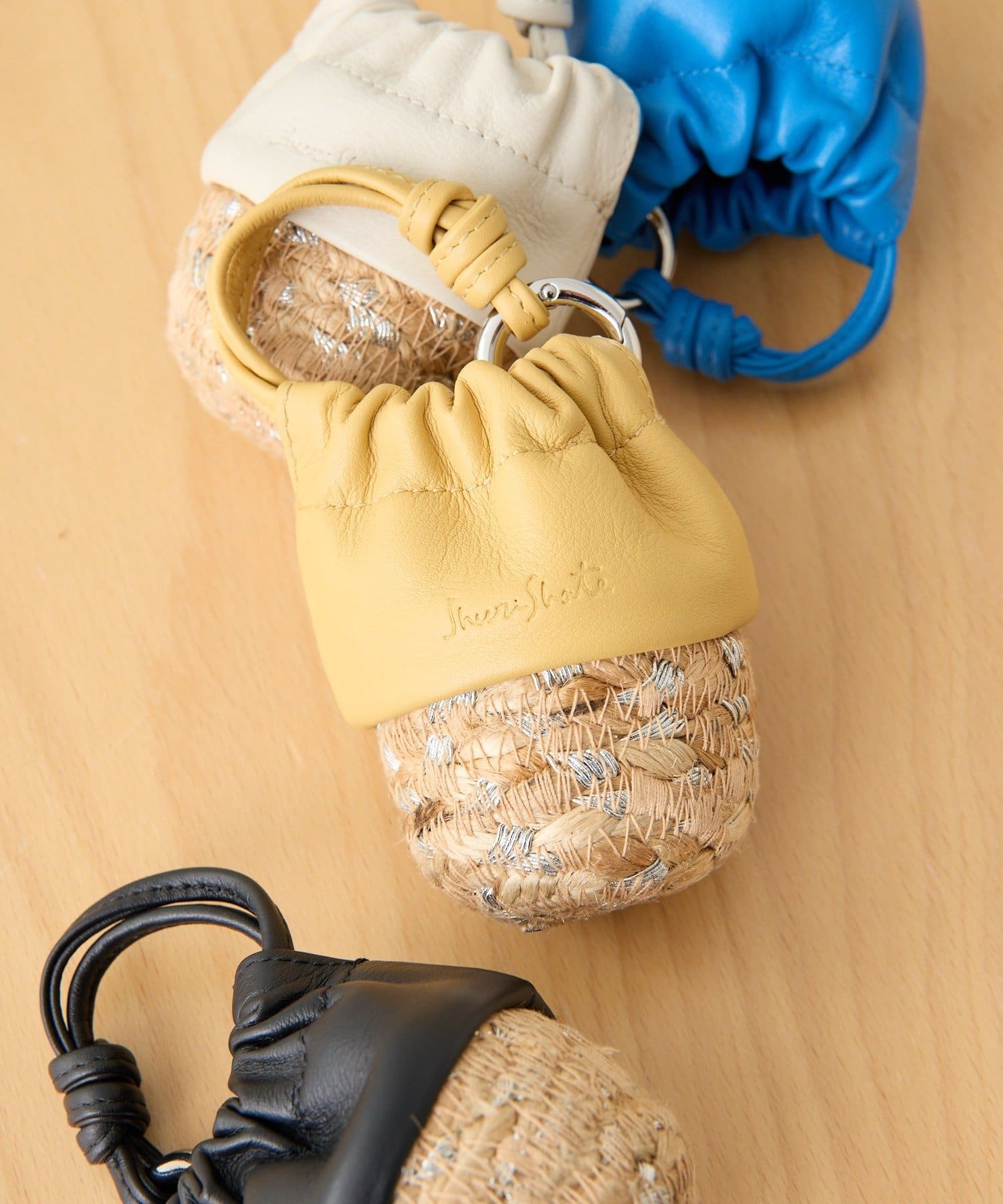 ear PAPILLONNER(イア パピヨネ) 【Jhuri Shate （ジュリシャテ）】エッグチャーム《ear別注カラーあり》