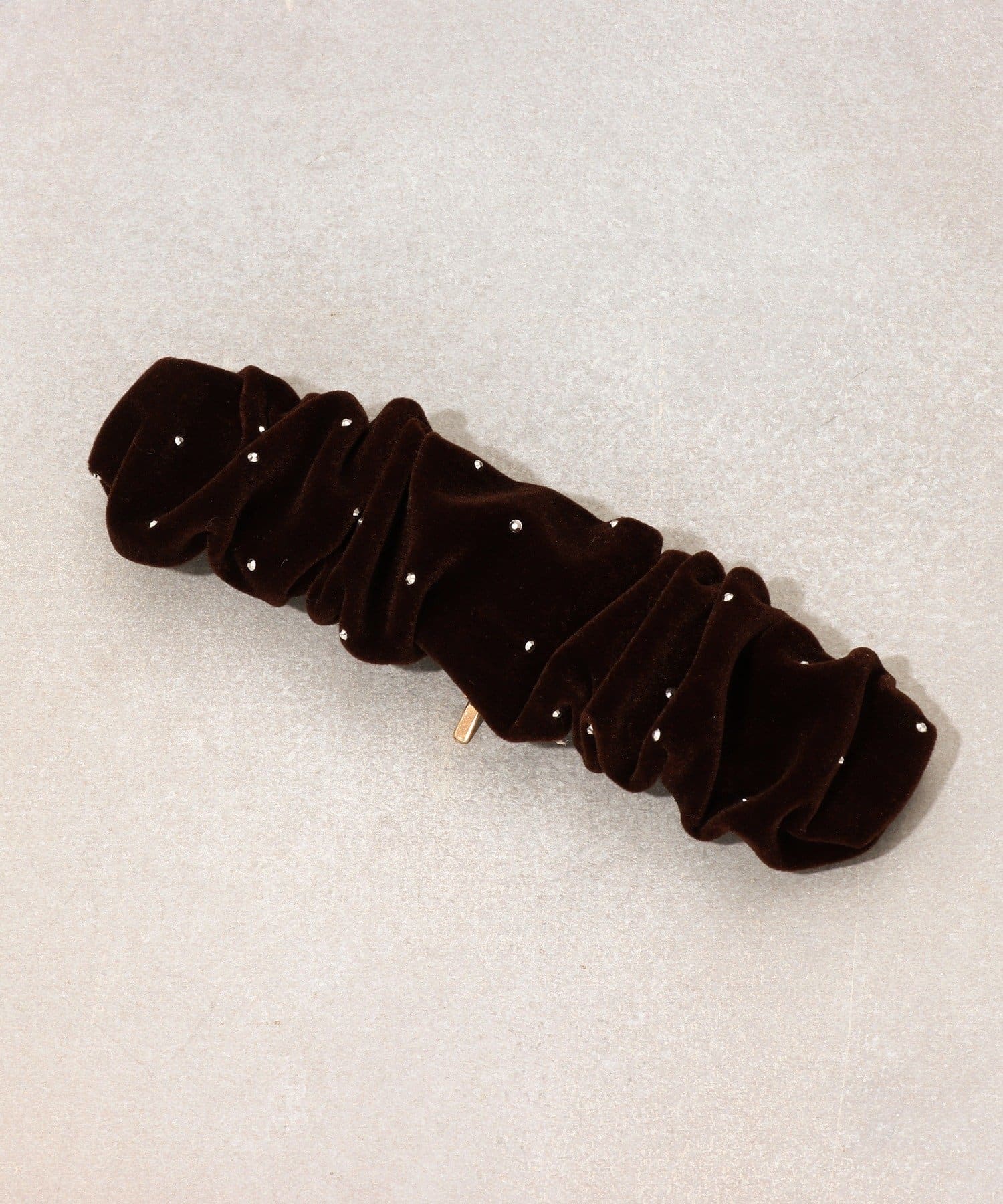 3COINS(スリーコインズ) ストーン付ベロアロールカフ