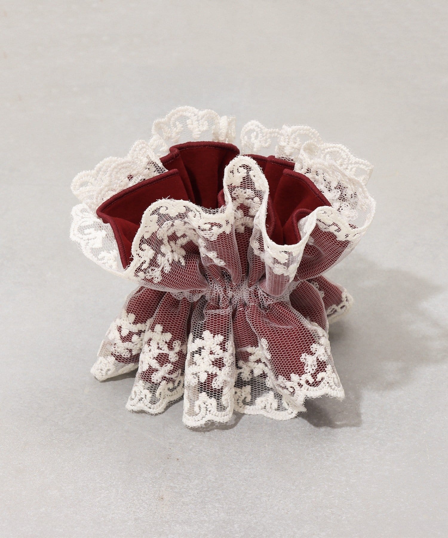 3COINS(スリーコインズ) レースベロアシュシュ