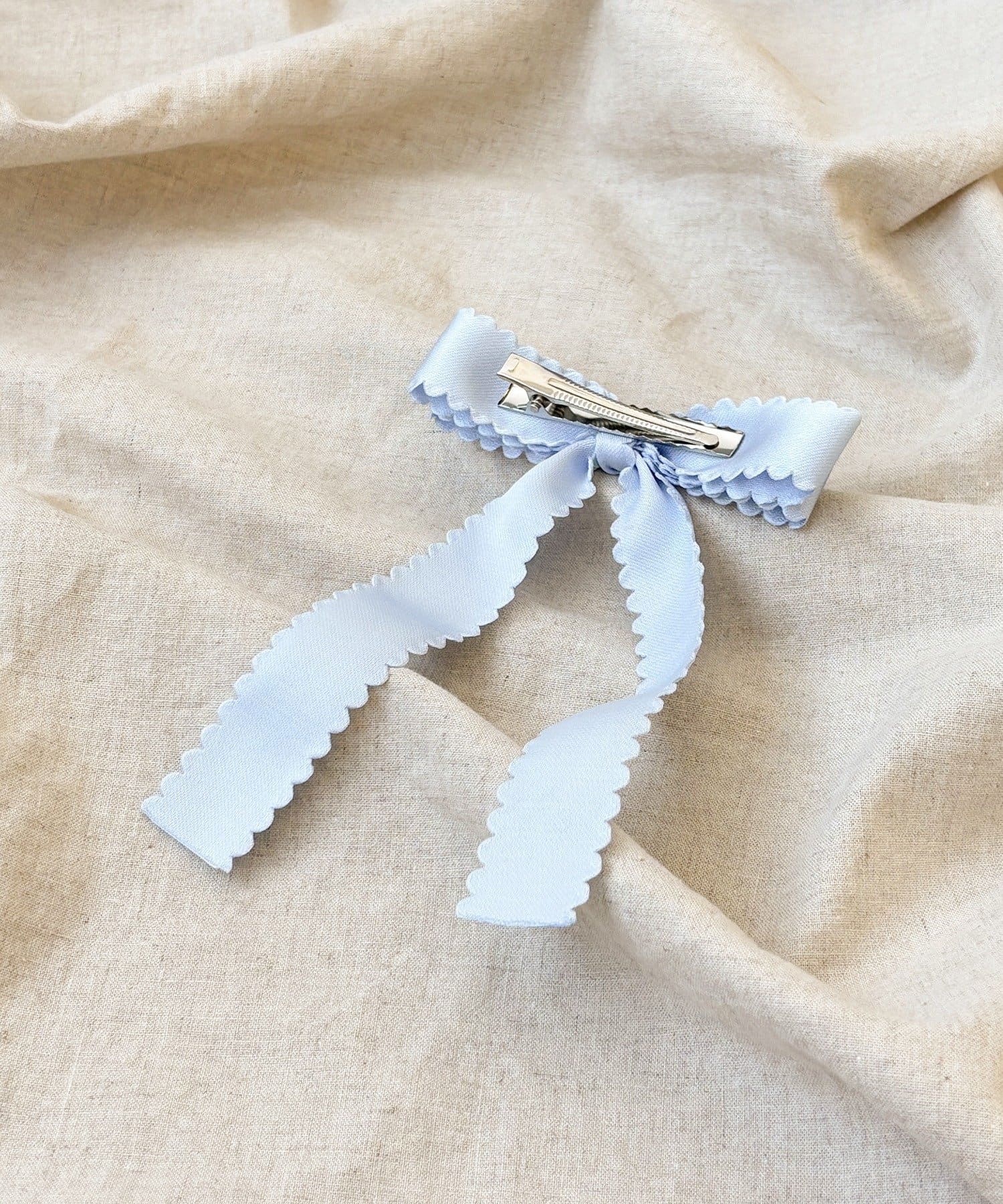 3COINS(スリーコインズ) スカラップリボンクリップ／KIDS