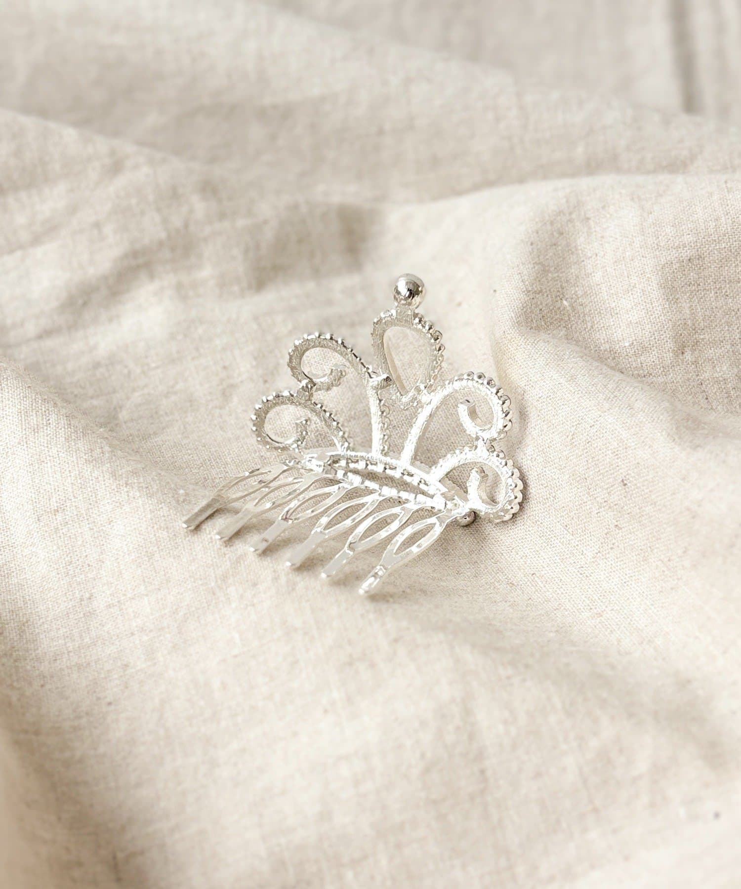 3COINS(スリーコインズ) ニュアンスティアラコーム／KIDS