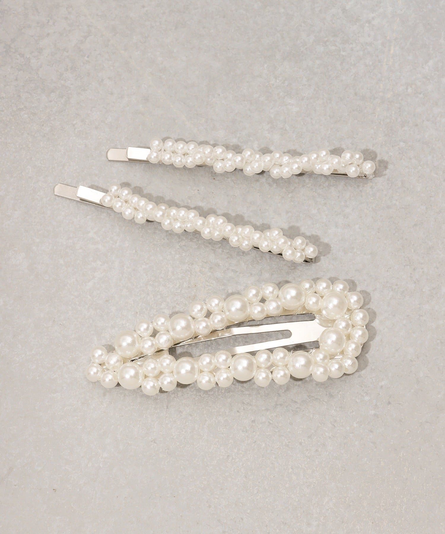 3COINS(スリーコインズ) パールデザインヘアピン3個セット