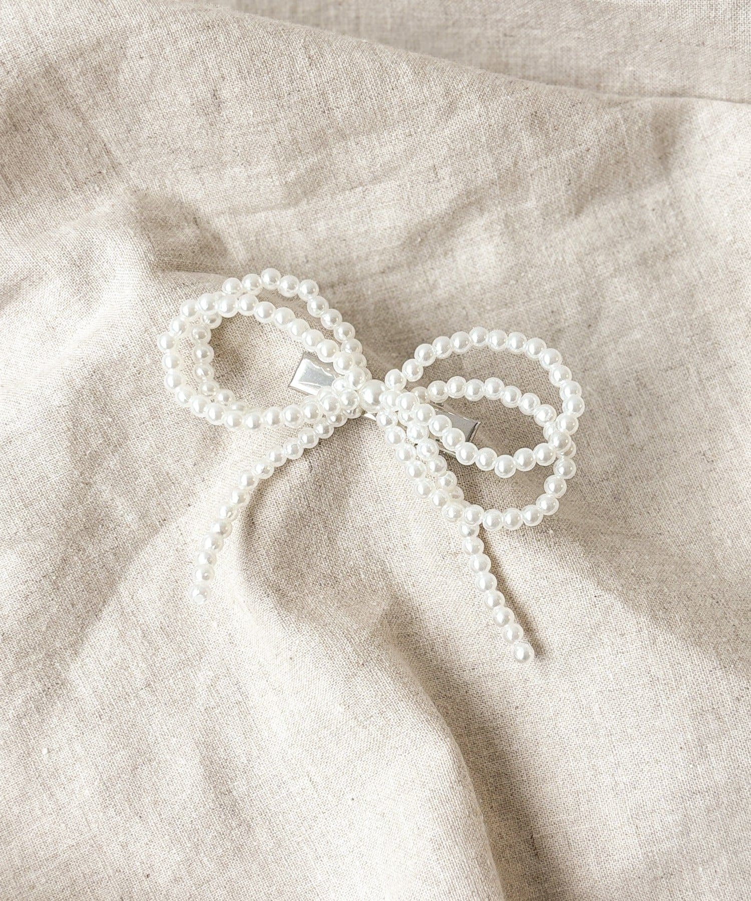 3COINS(スリーコインズ) パールリボンビッグクリップ／KIDS