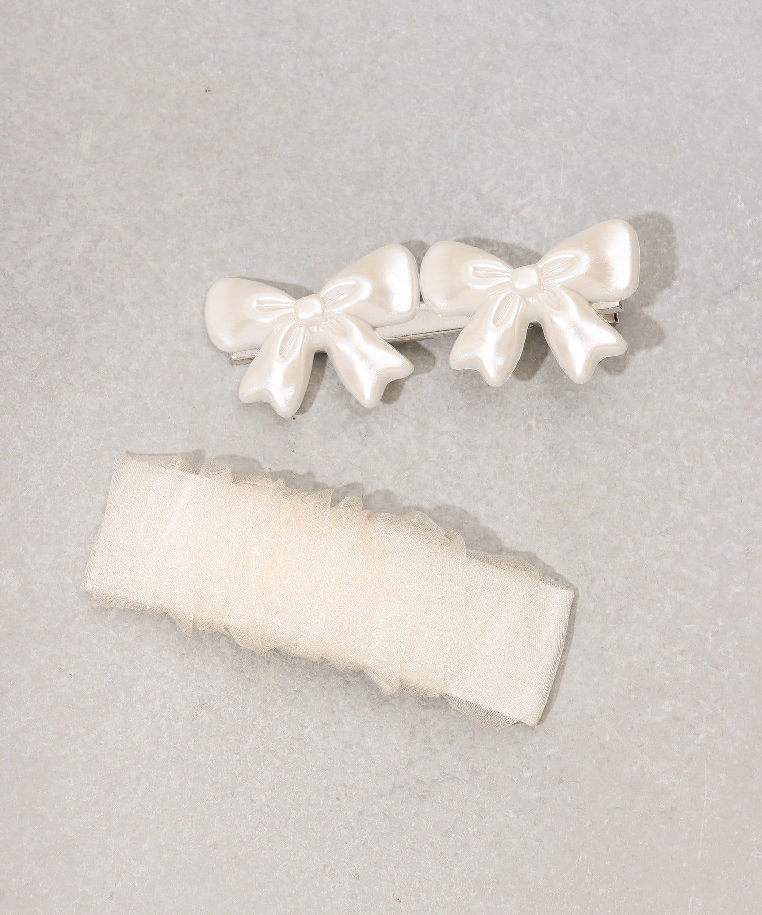 3COINS(スリーコインズ) リボンクリップ2個セット