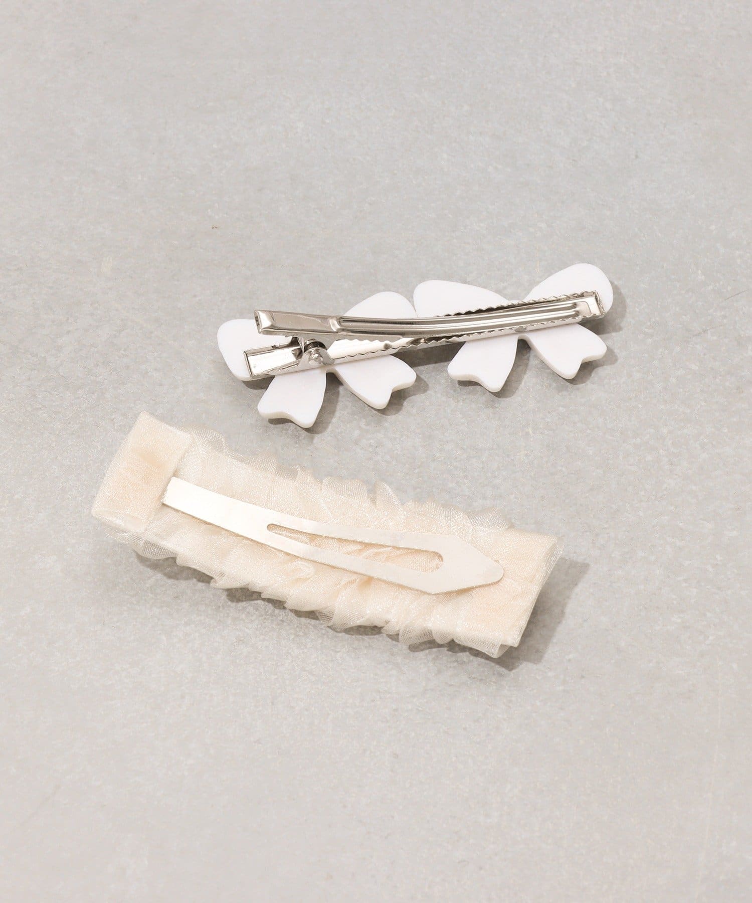 3COINS(スリーコインズ) リボンクリップ2個セット