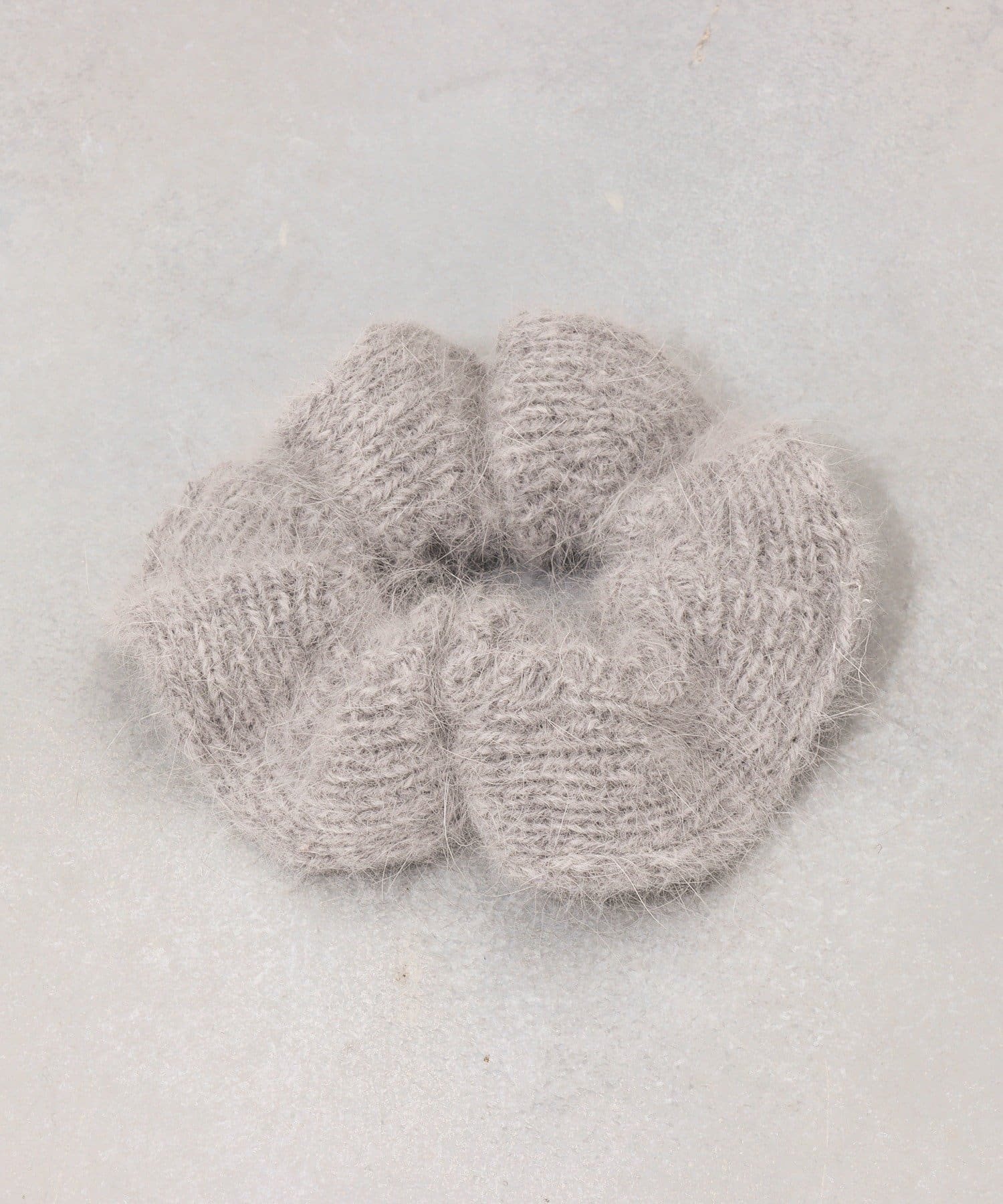 3COINS(スリーコインズ) ニットシュシュ