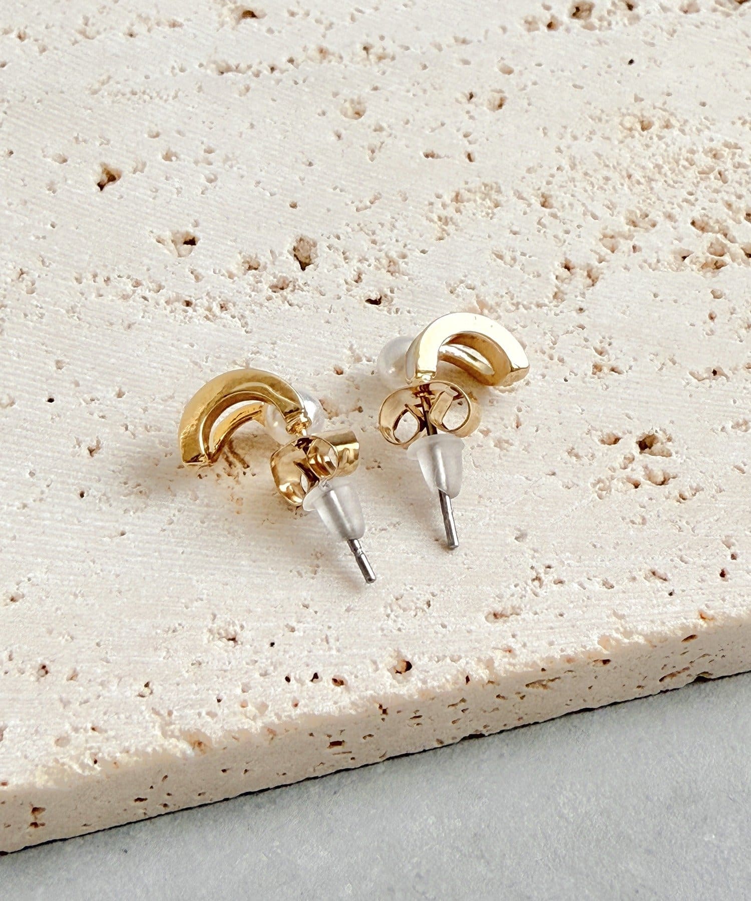 3COINS(スリーコインズ) エポパールカーブピアス