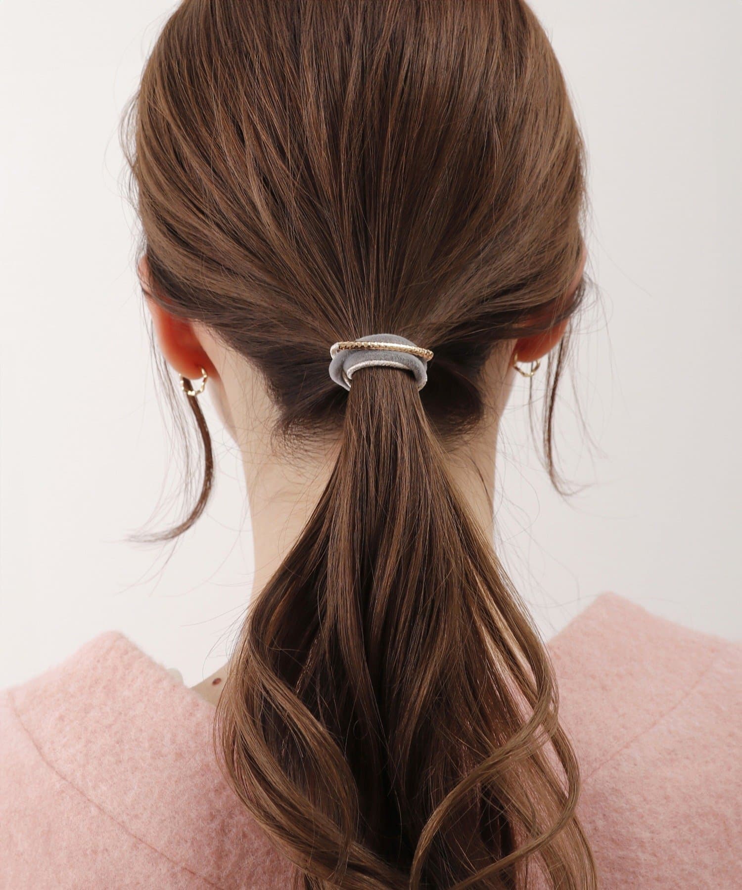 3COINS(スリーコインズ) 異素材メタルパーツポニー