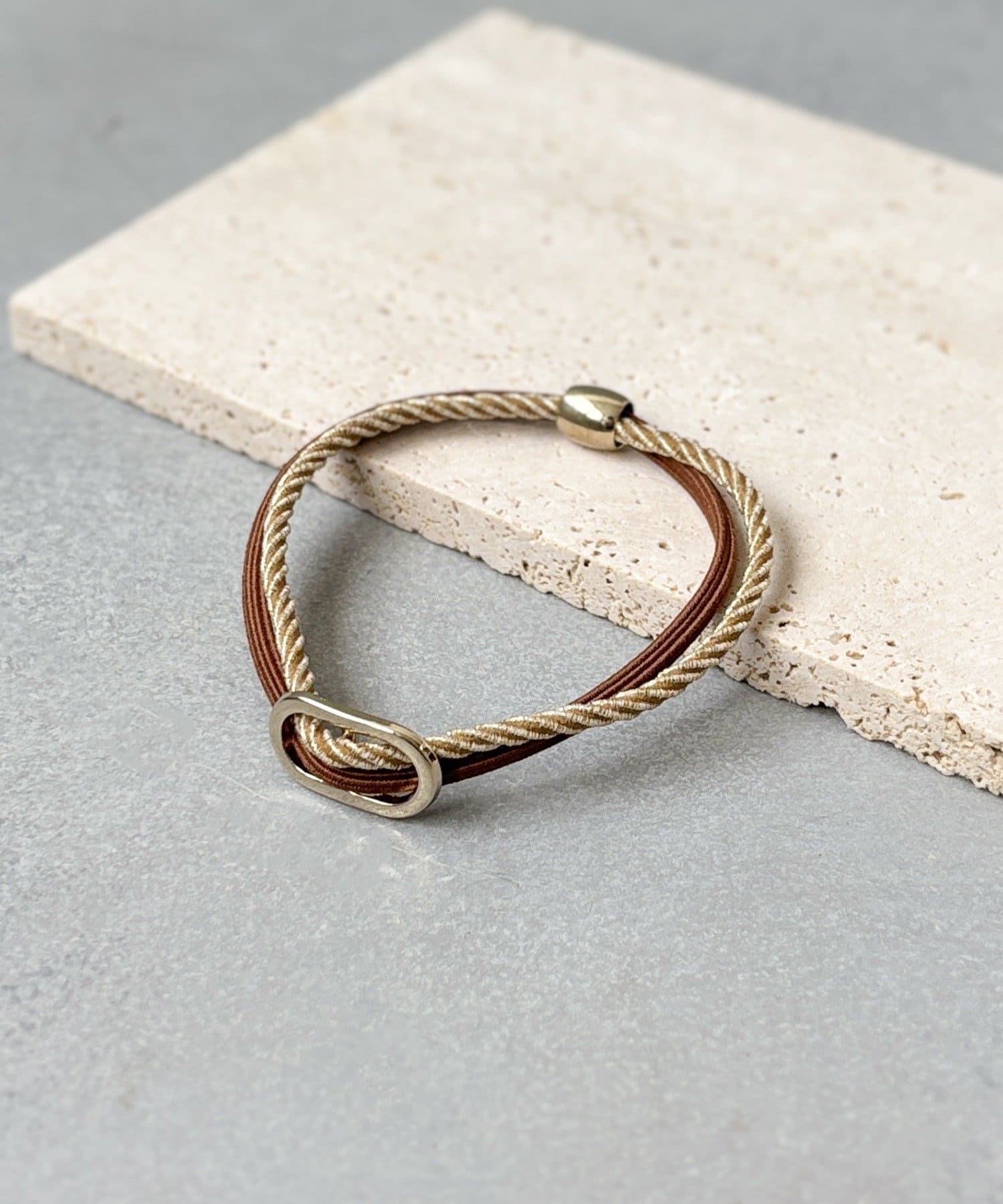 3COINS(スリーコインズ) ネジリメタルパーツポニー