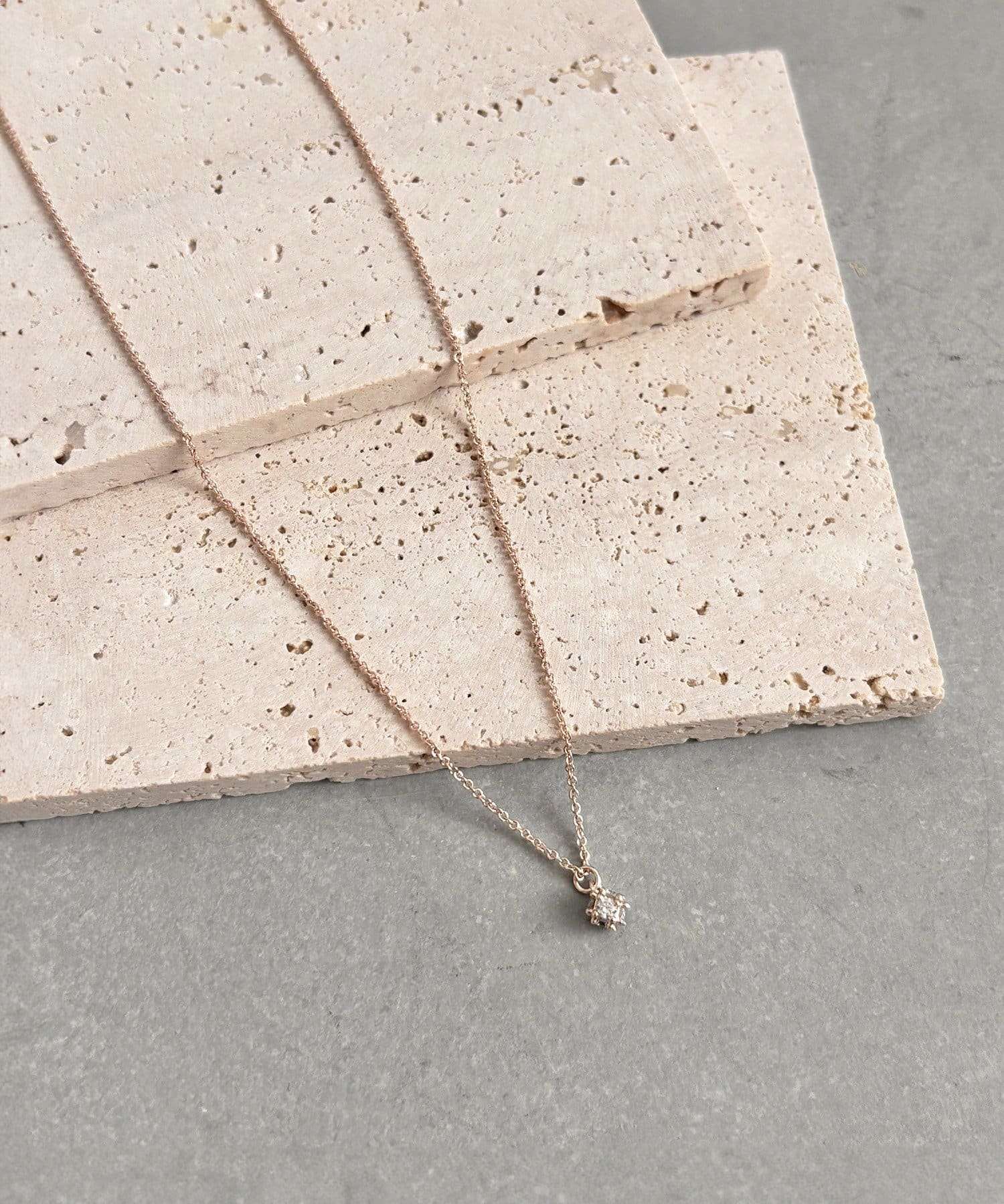 3COINS(スリーコインズ) ガラスキューブプチペン