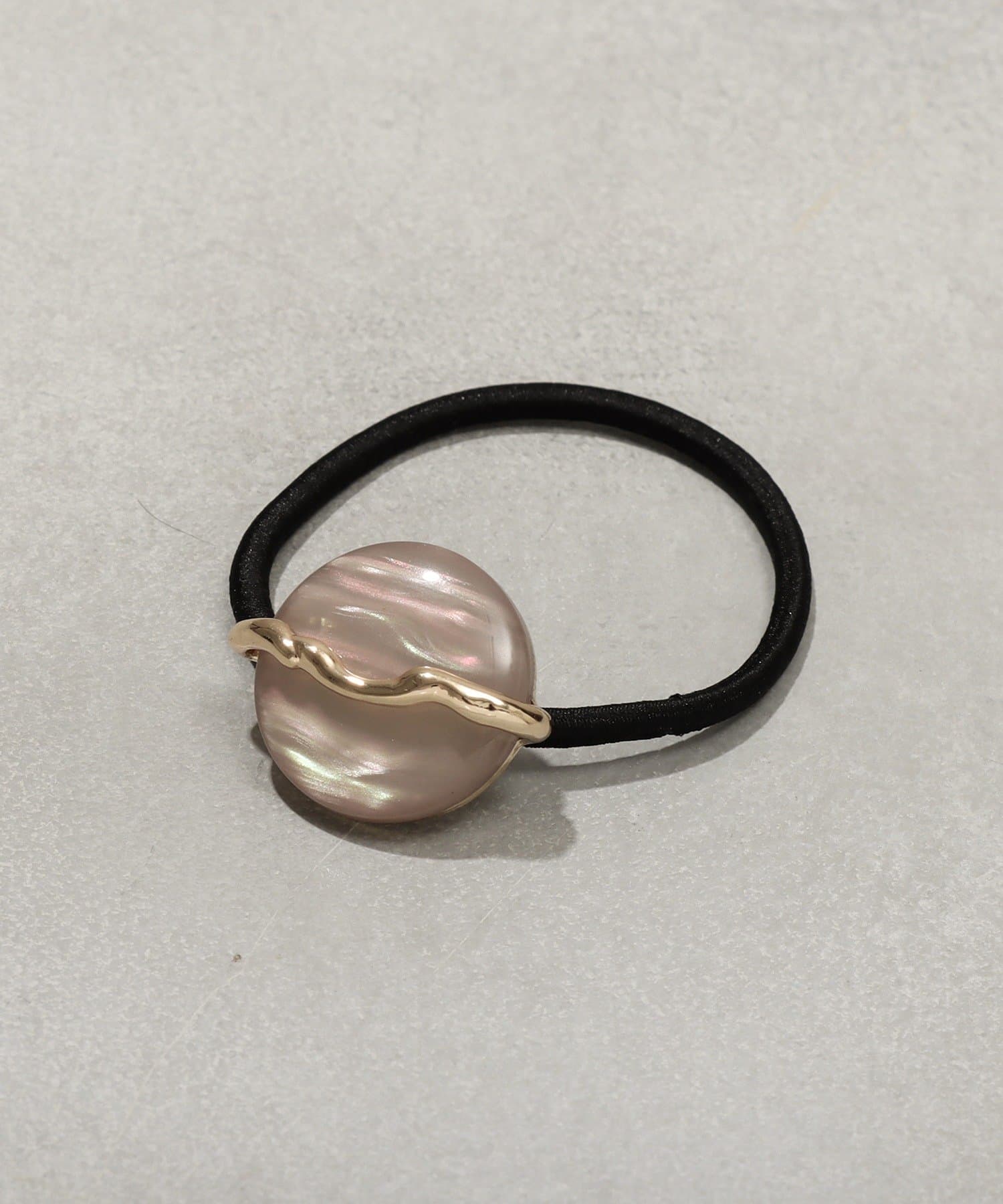 3COINS(スリーコインズ) 樹脂ラウンドメタルポニー