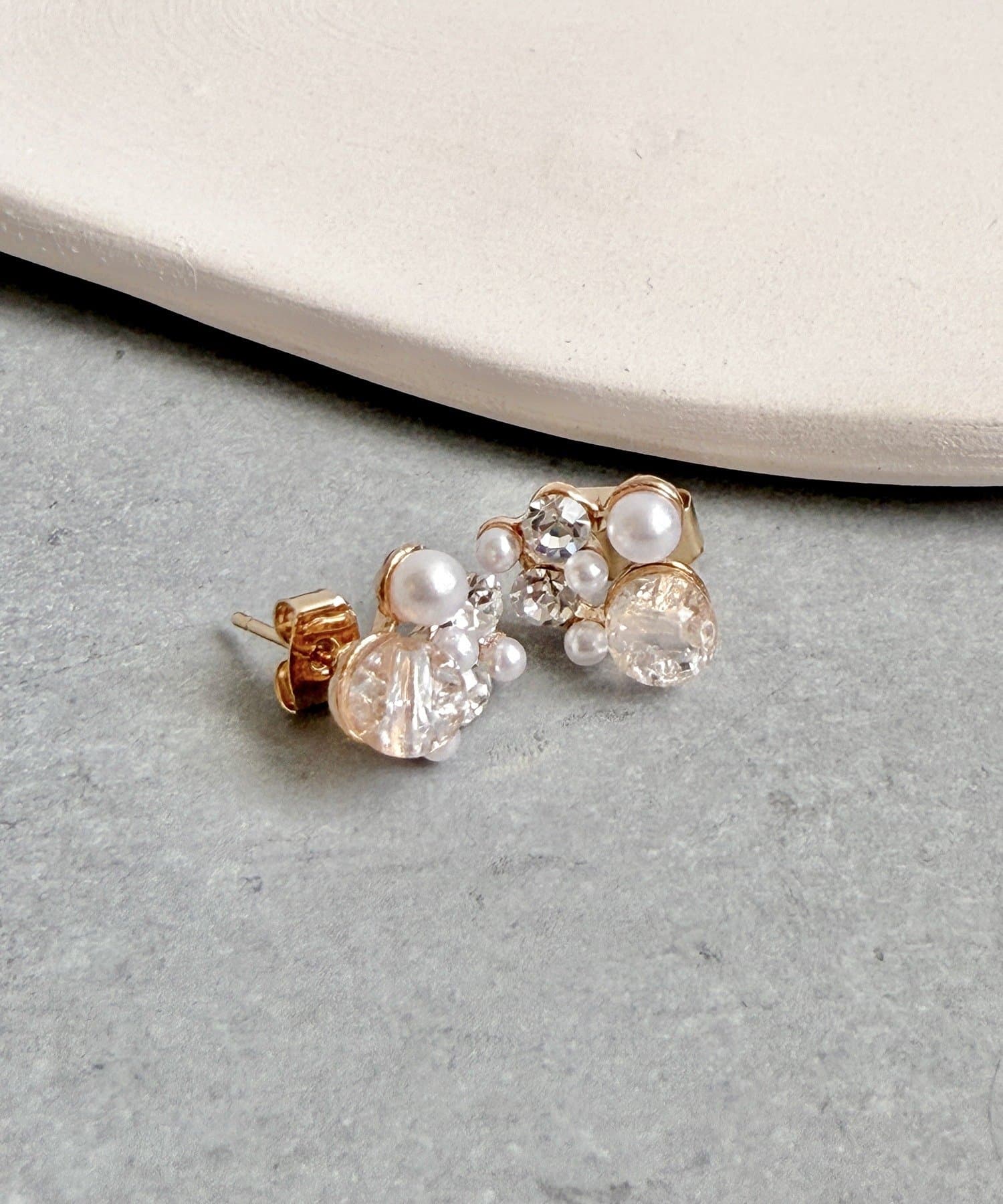 3COINS(スリーコインズ) ビジューパールピアス