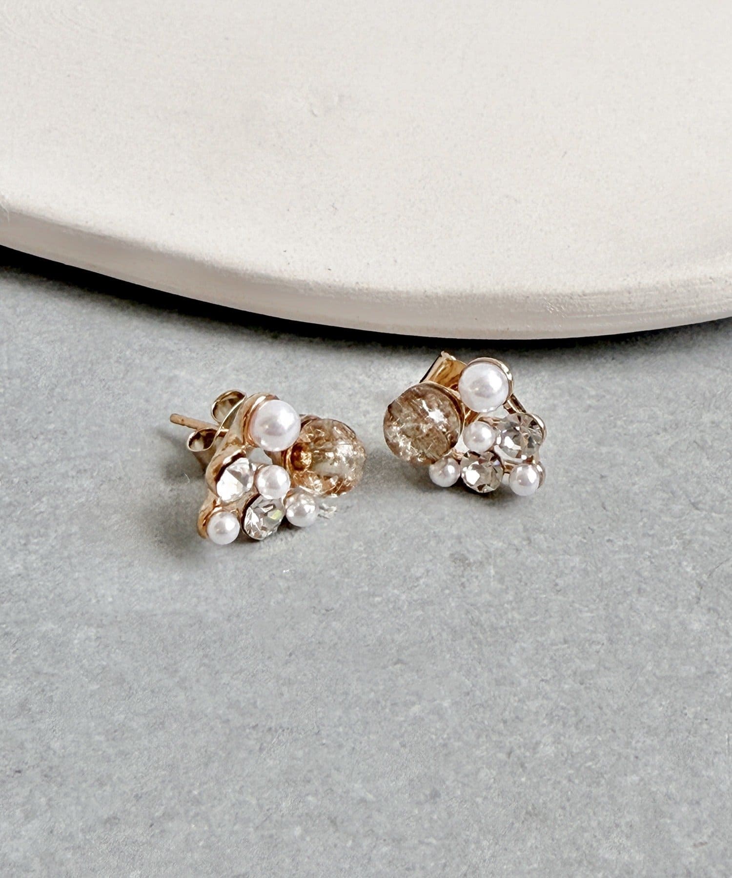 3COINS(スリーコインズ) ビジューパールピアス