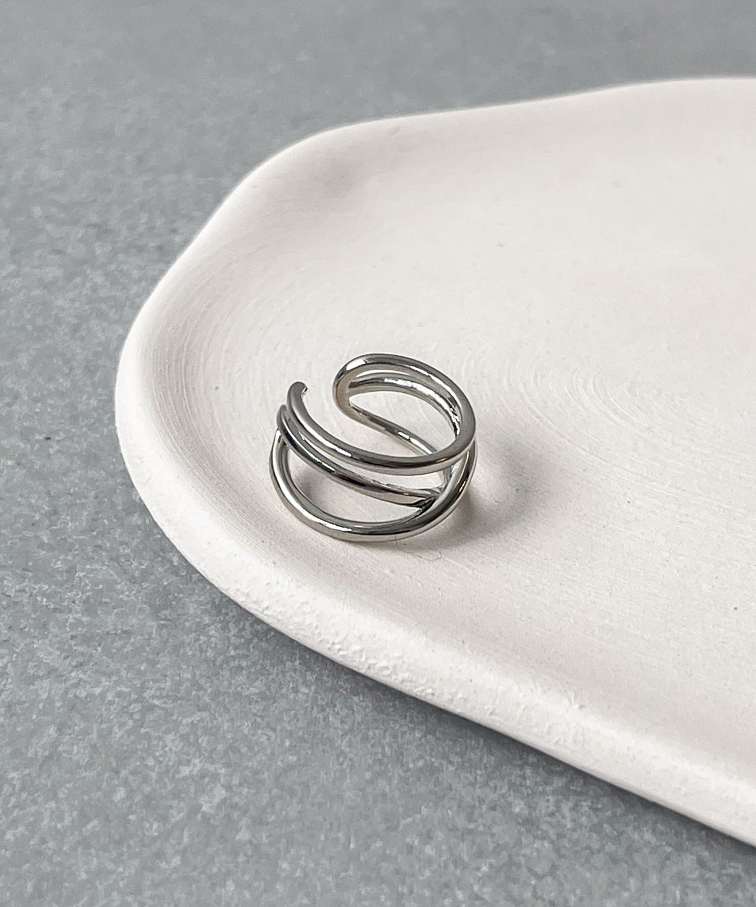 3COINS(スリーコインズ) 3連メタルイヤカフ