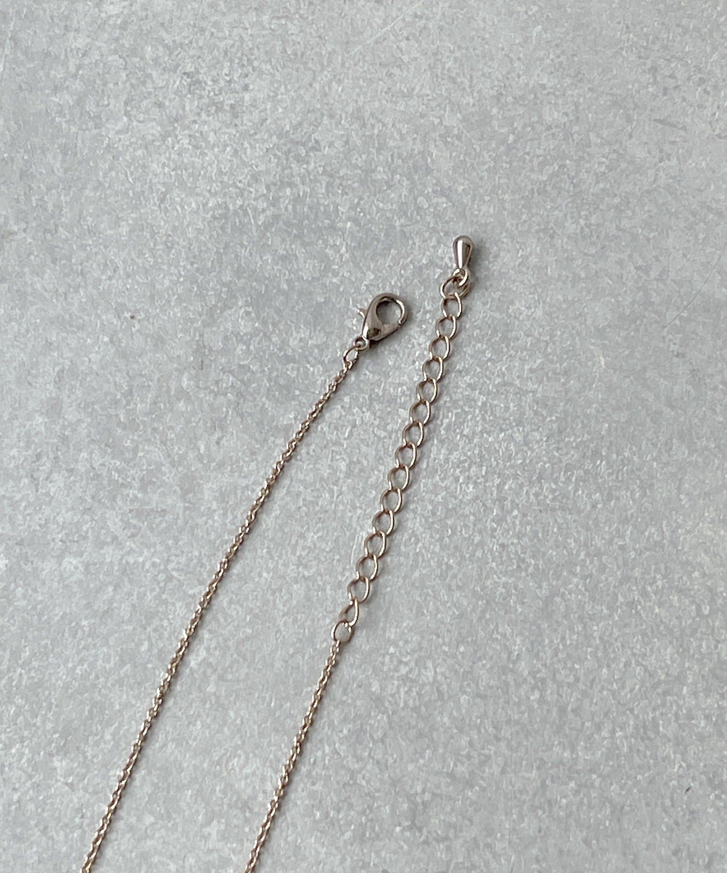 3COINS(スリーコインズ) メタルメダルショートネックレス